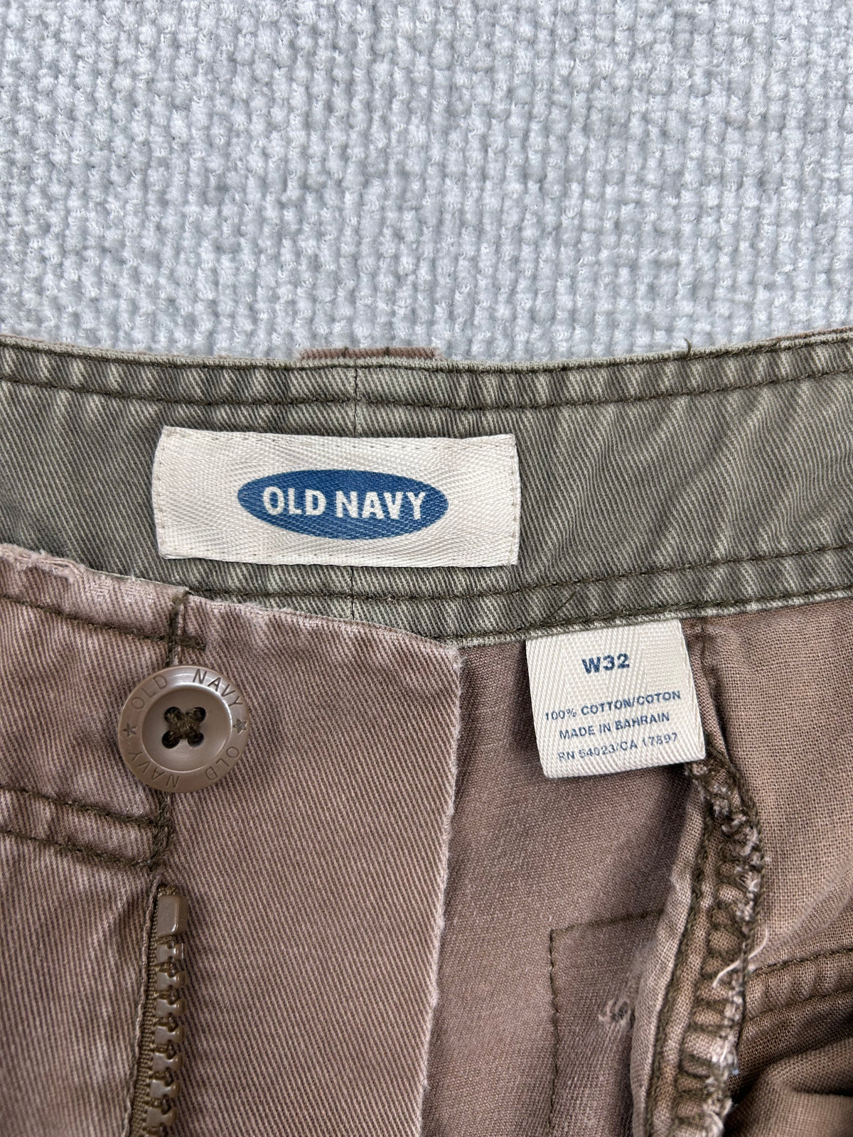 Y2K Brown Cargo Shorts 31"