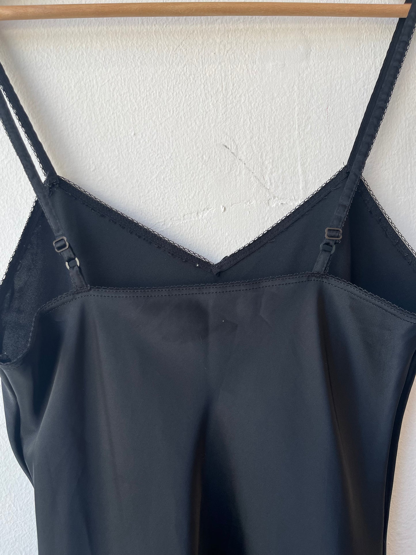 90's Black Slip