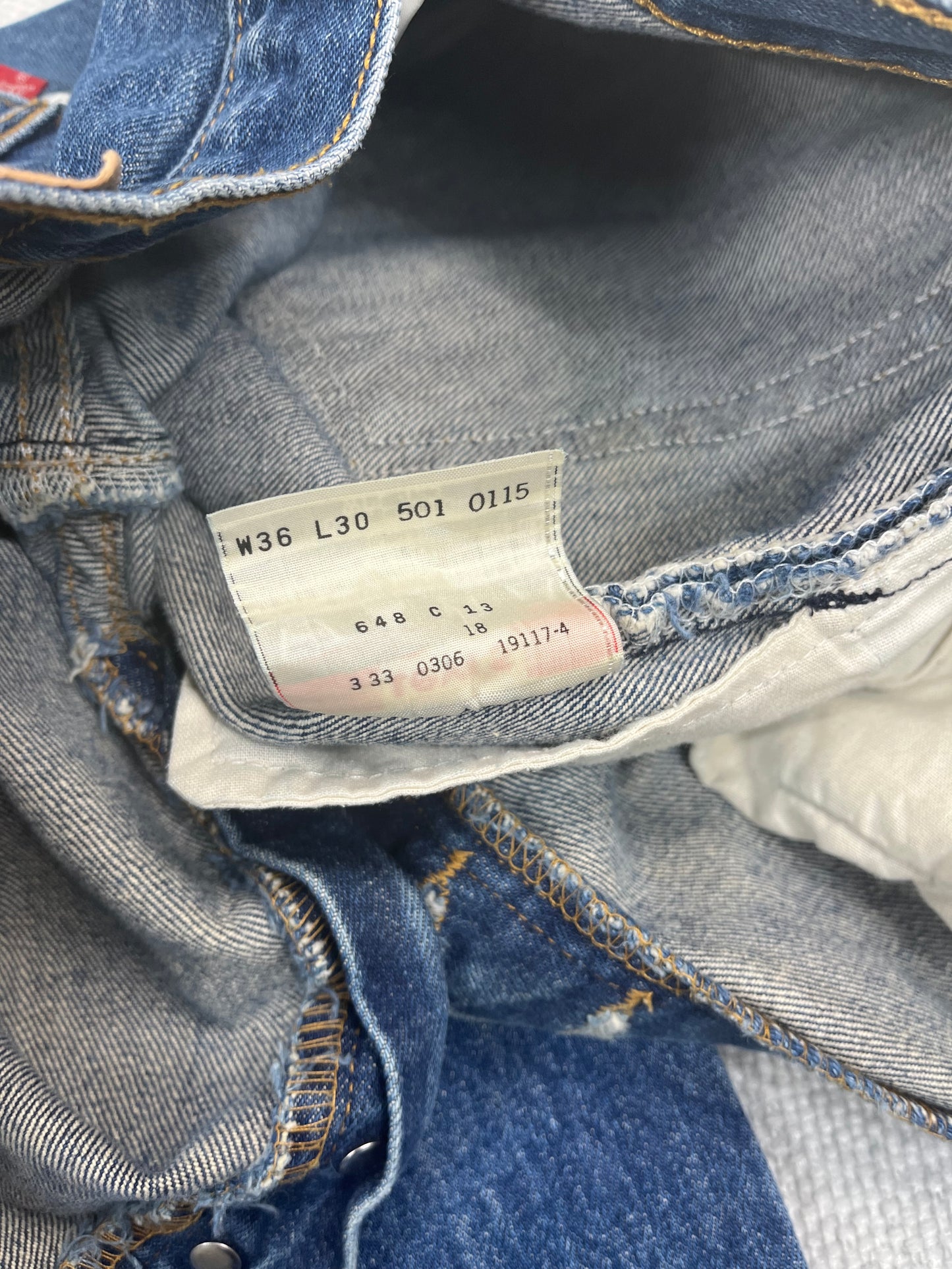 Y2K Levi's 501 34"