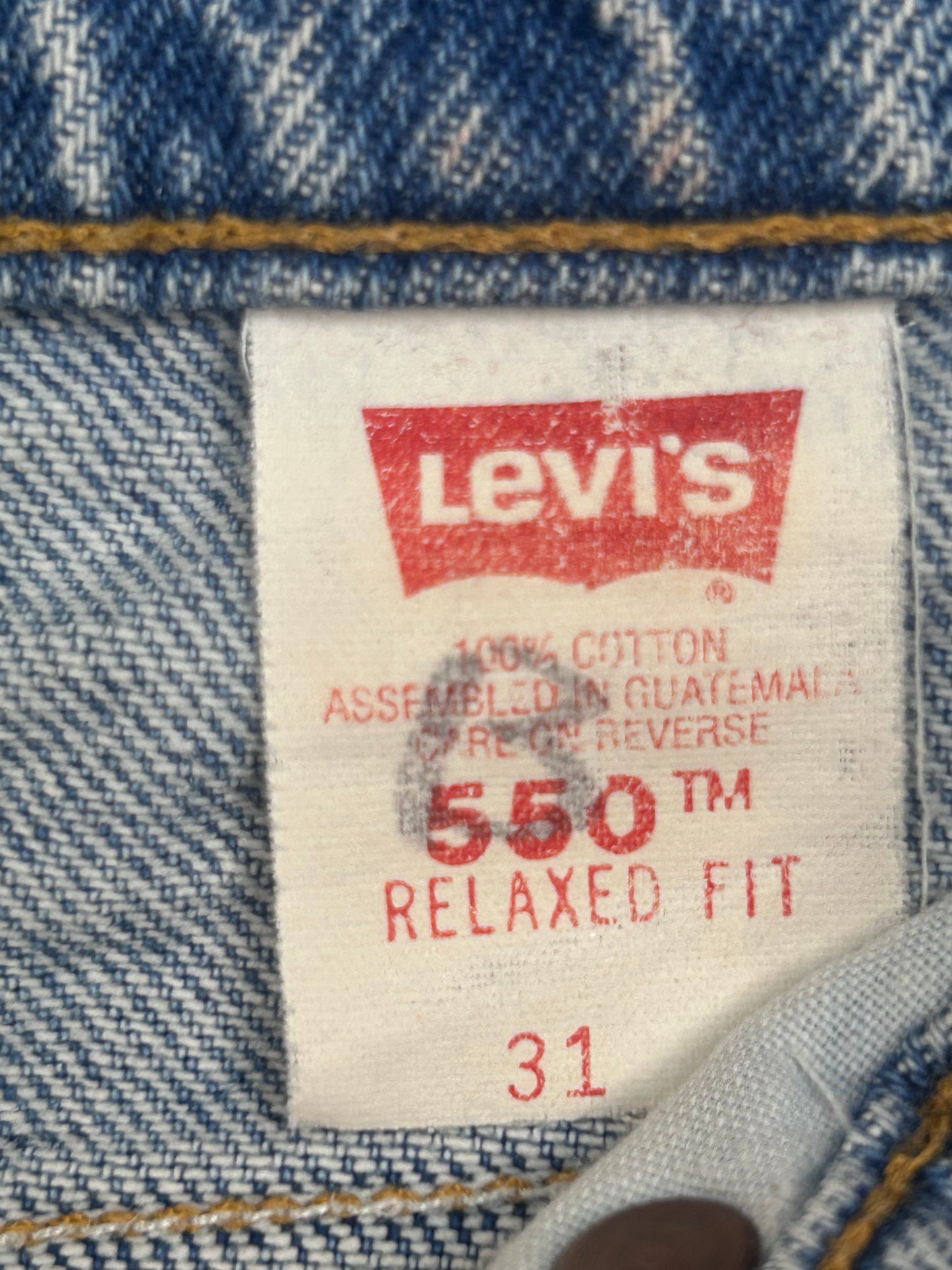 90’s Levi’s 550 Shorts 28”