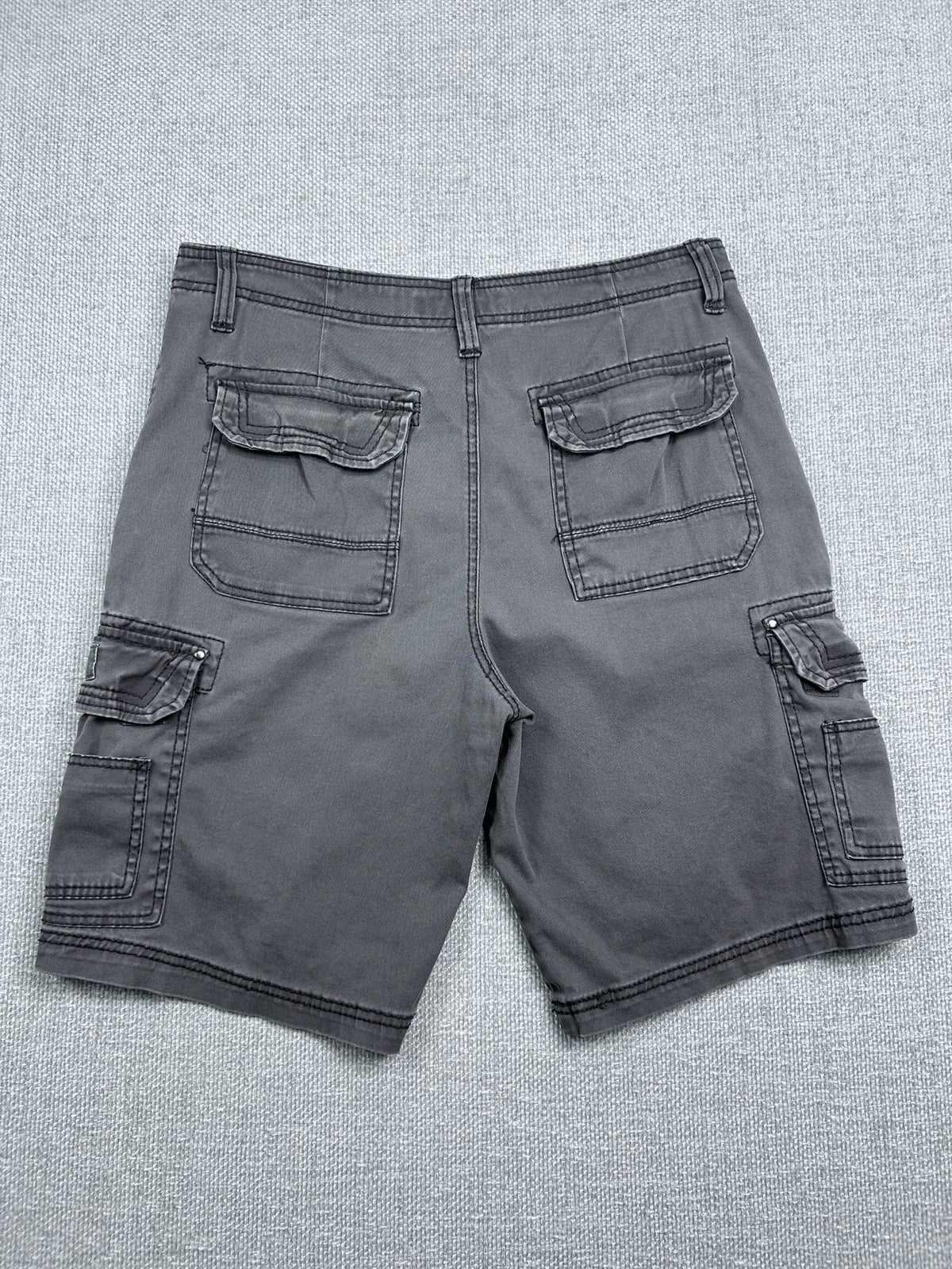 Y2K Gray Cargo Shorts 32"