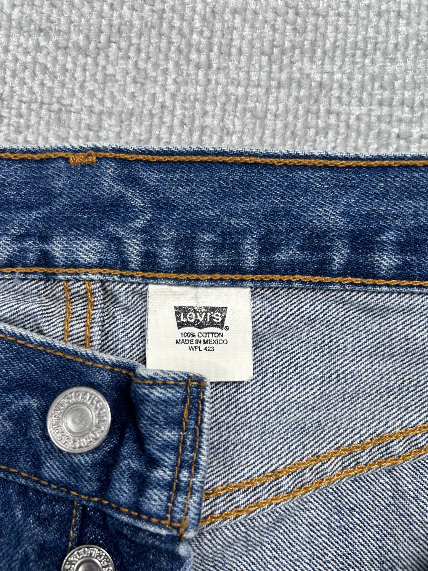 Y2K Levi's 501 Jeans 30"