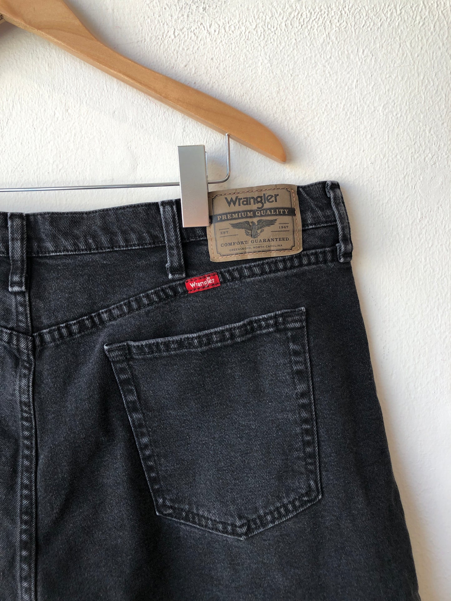 Y2K Wrangler Black Shorts 40"