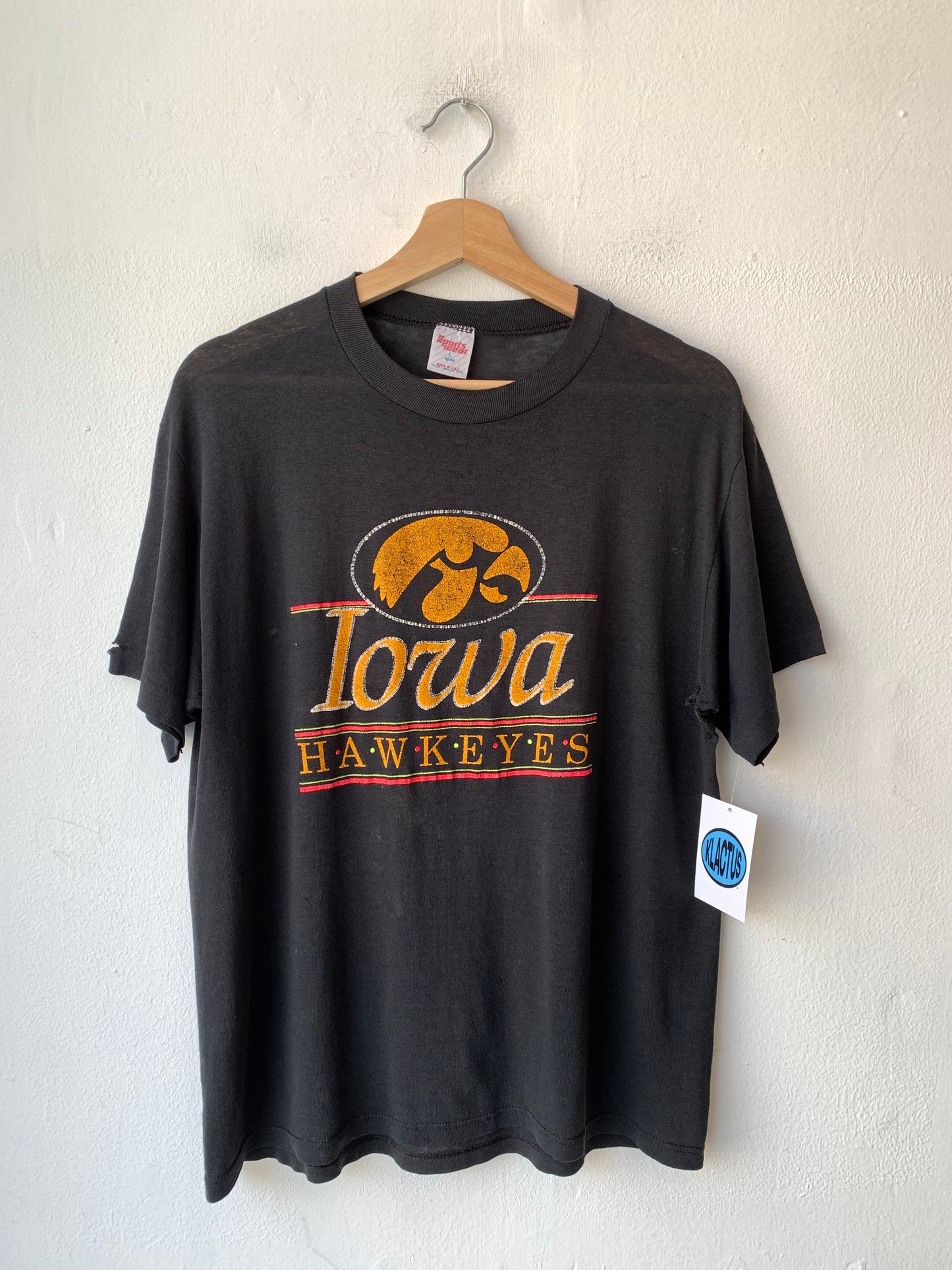 90's Hawkeyes T-Shirt