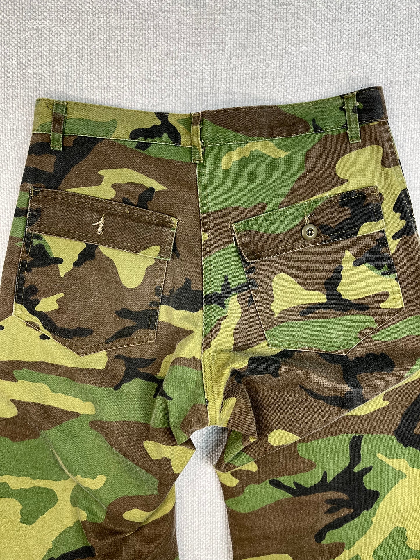 80's Camo Pants 31"