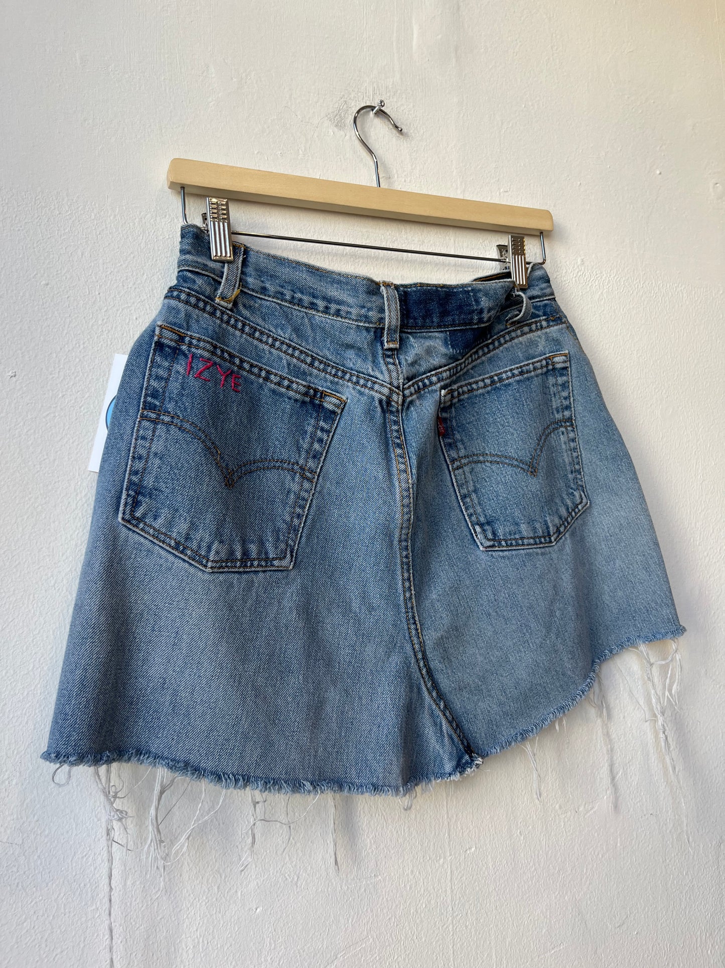 90's Levi’s Denim Skirt 28"