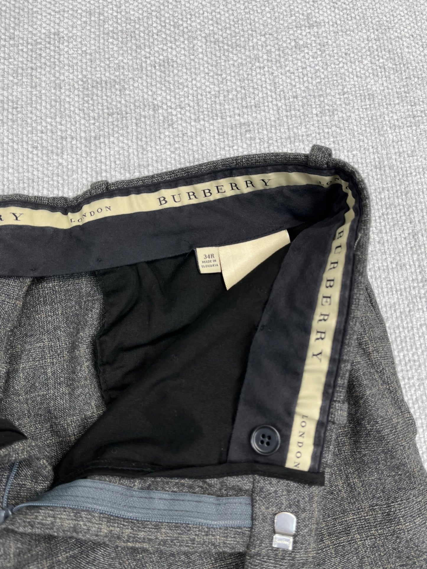 Y2K Burberry Wool Dress Pants 32”