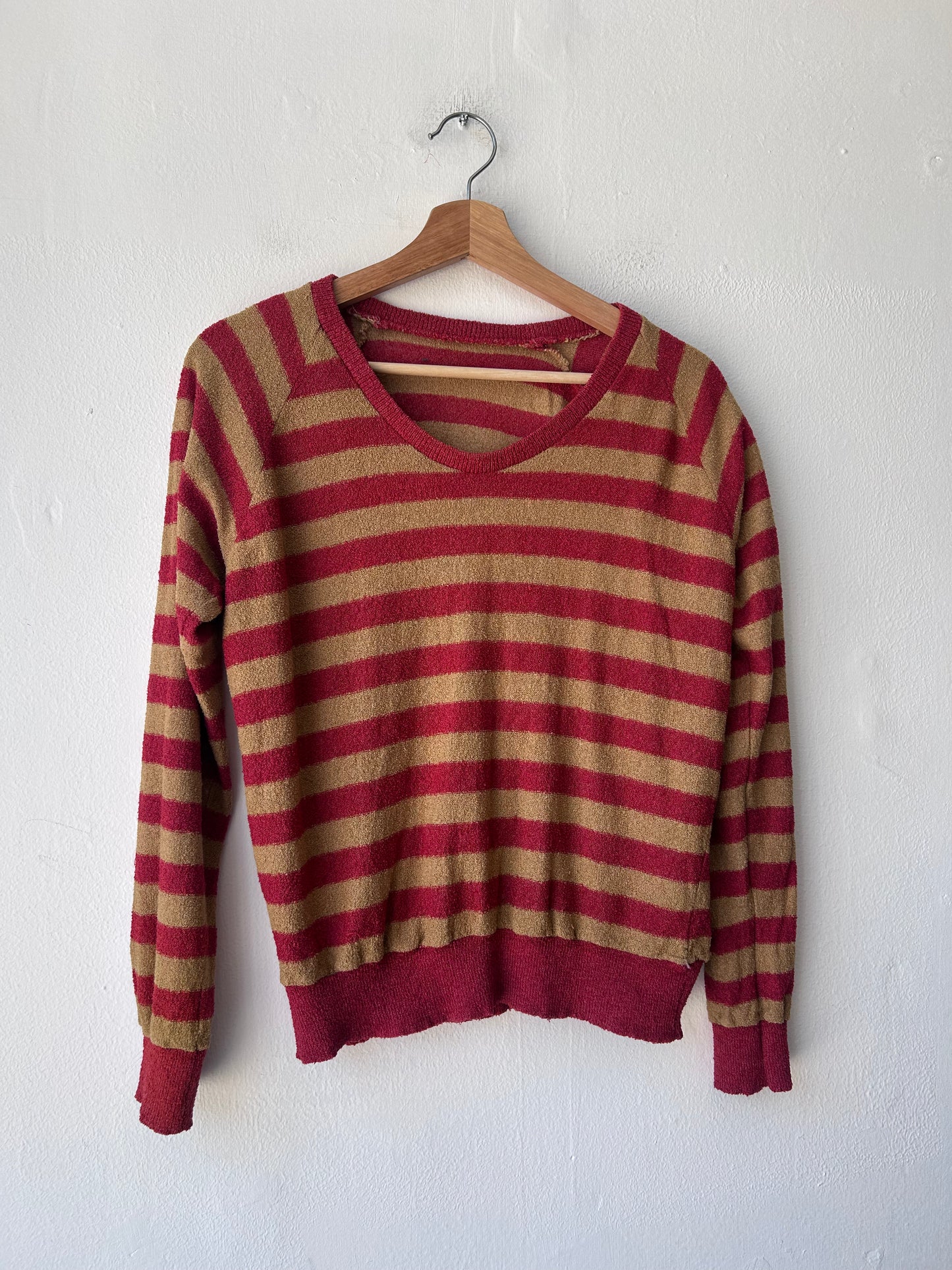 90's Red Stripe Sweater