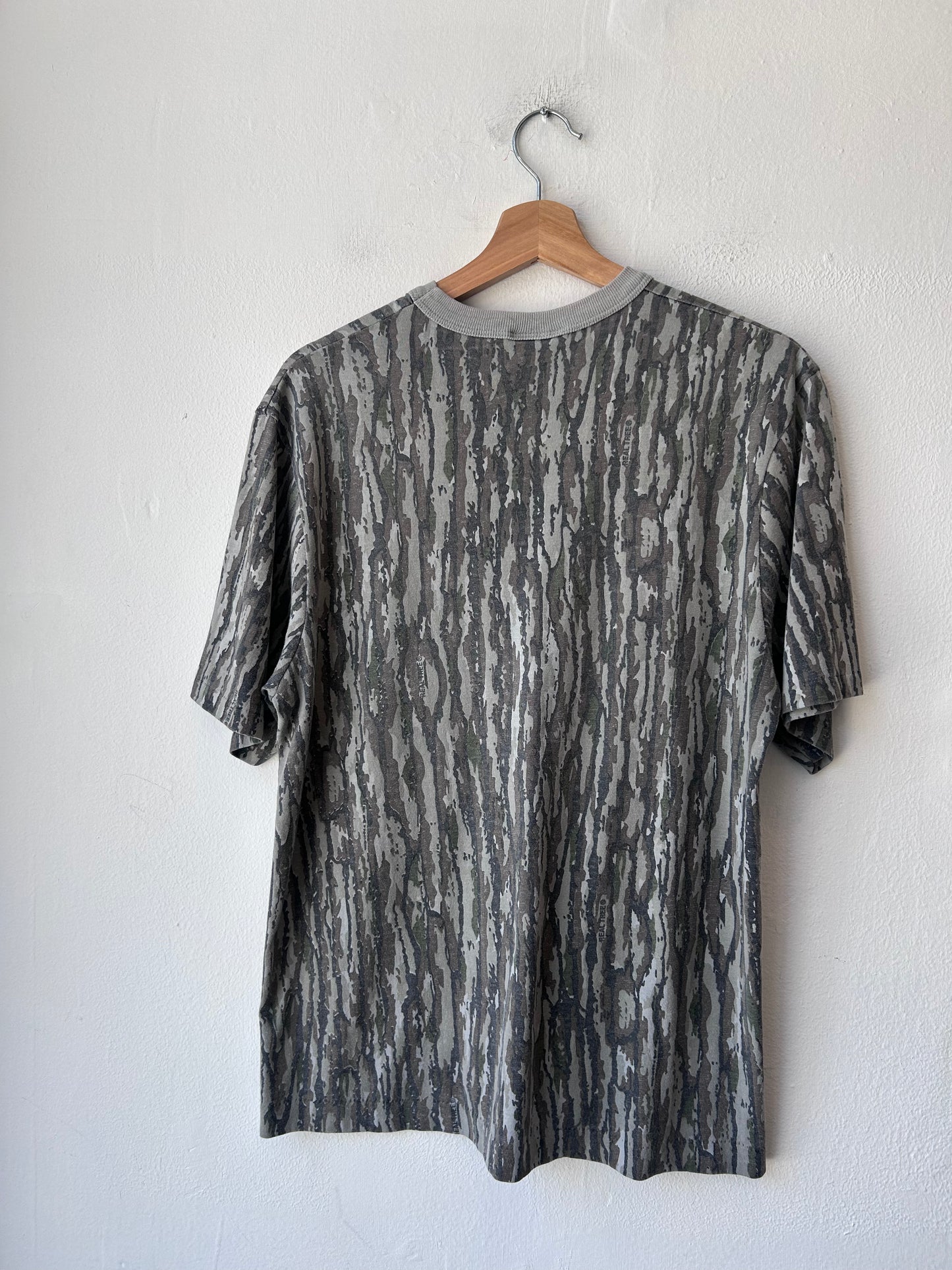 90's Realtree Pocket Tee