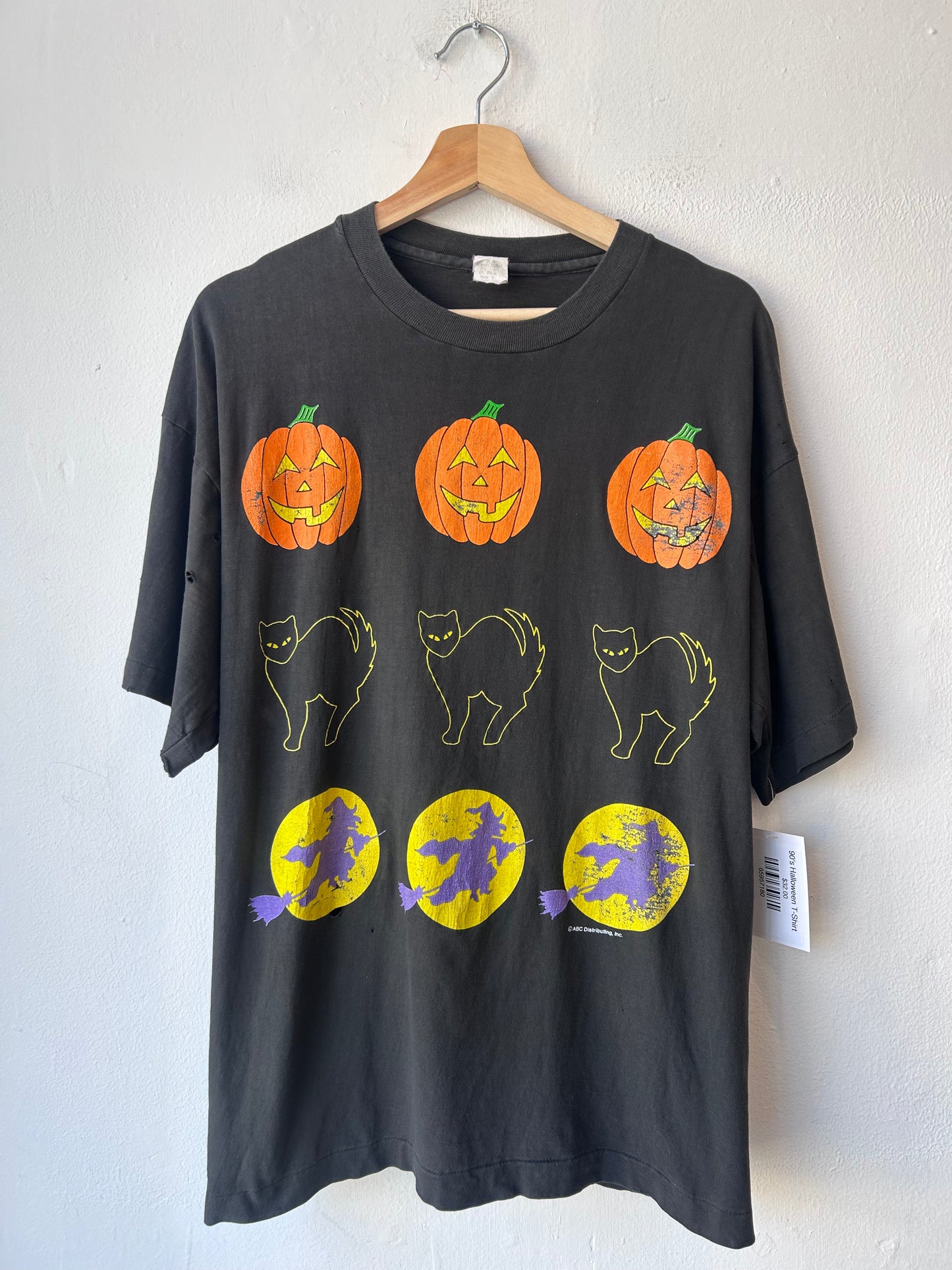90's Halloween T-Shirt