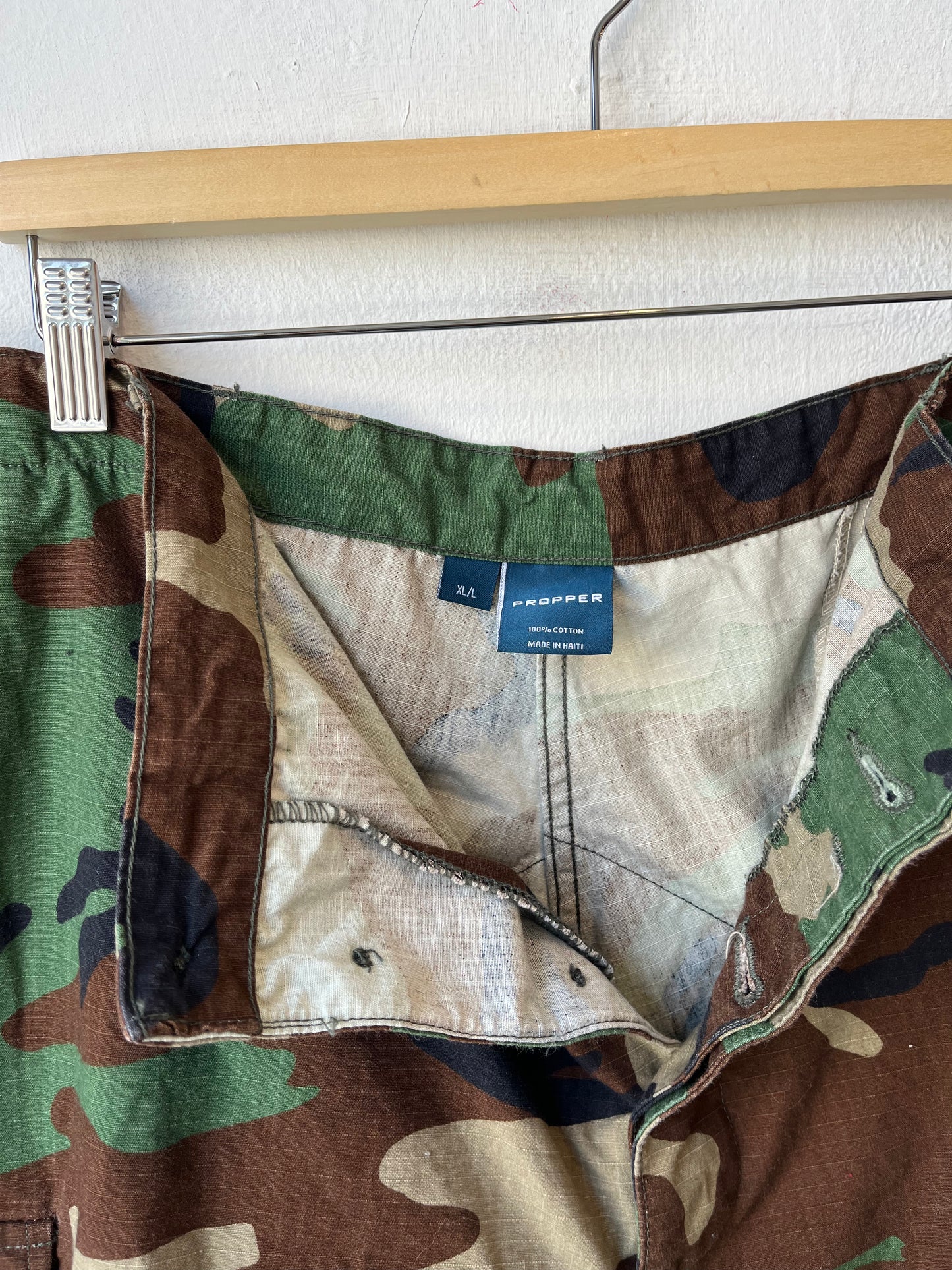 Y2K Camo Cutoff Shorts 31-38"
