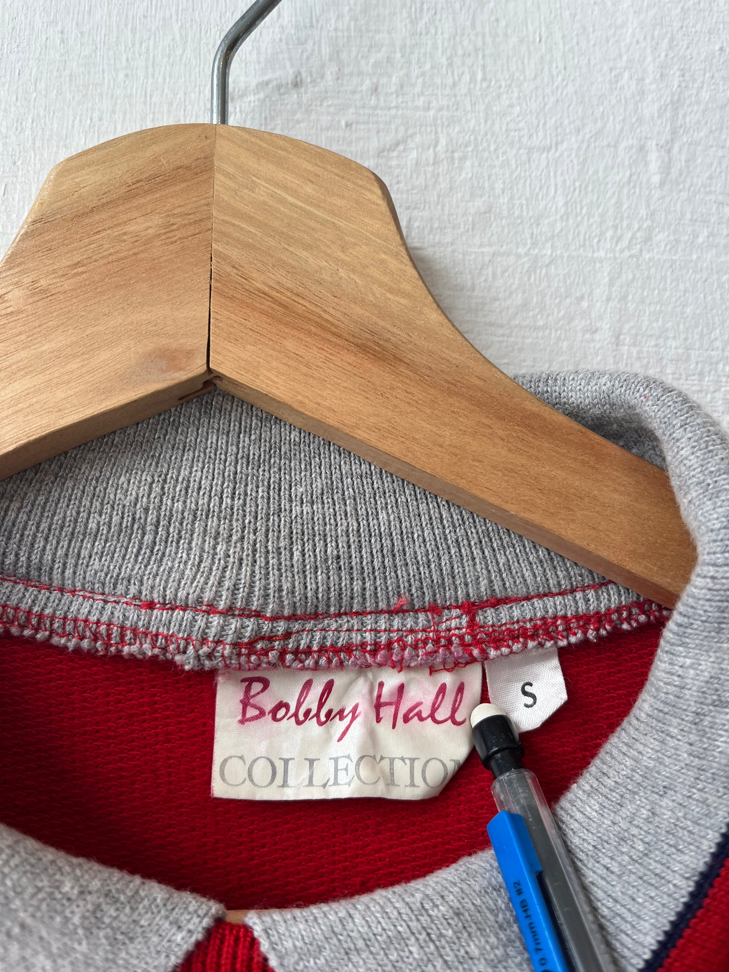 90's Red Collared Sweatshirt