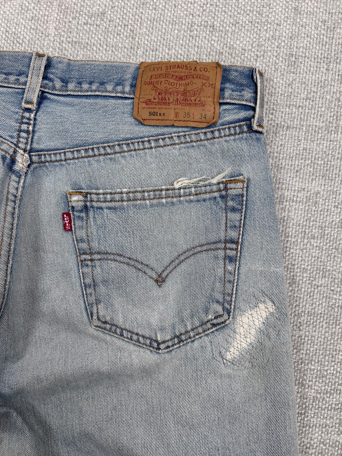 Y2K Repaired Levi's 501 33"