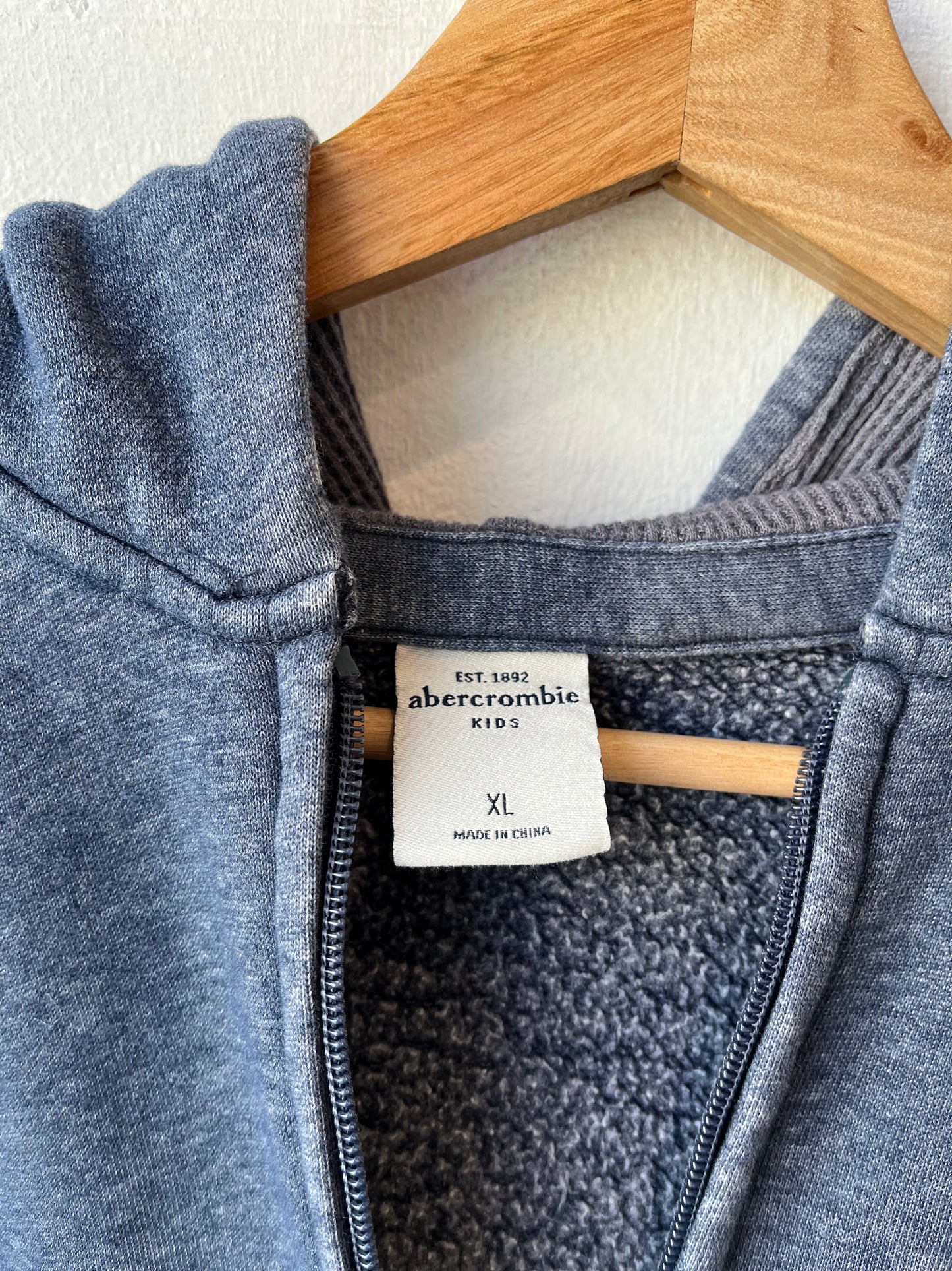 Y2K Abercrombie Zip Up Sweatshirt