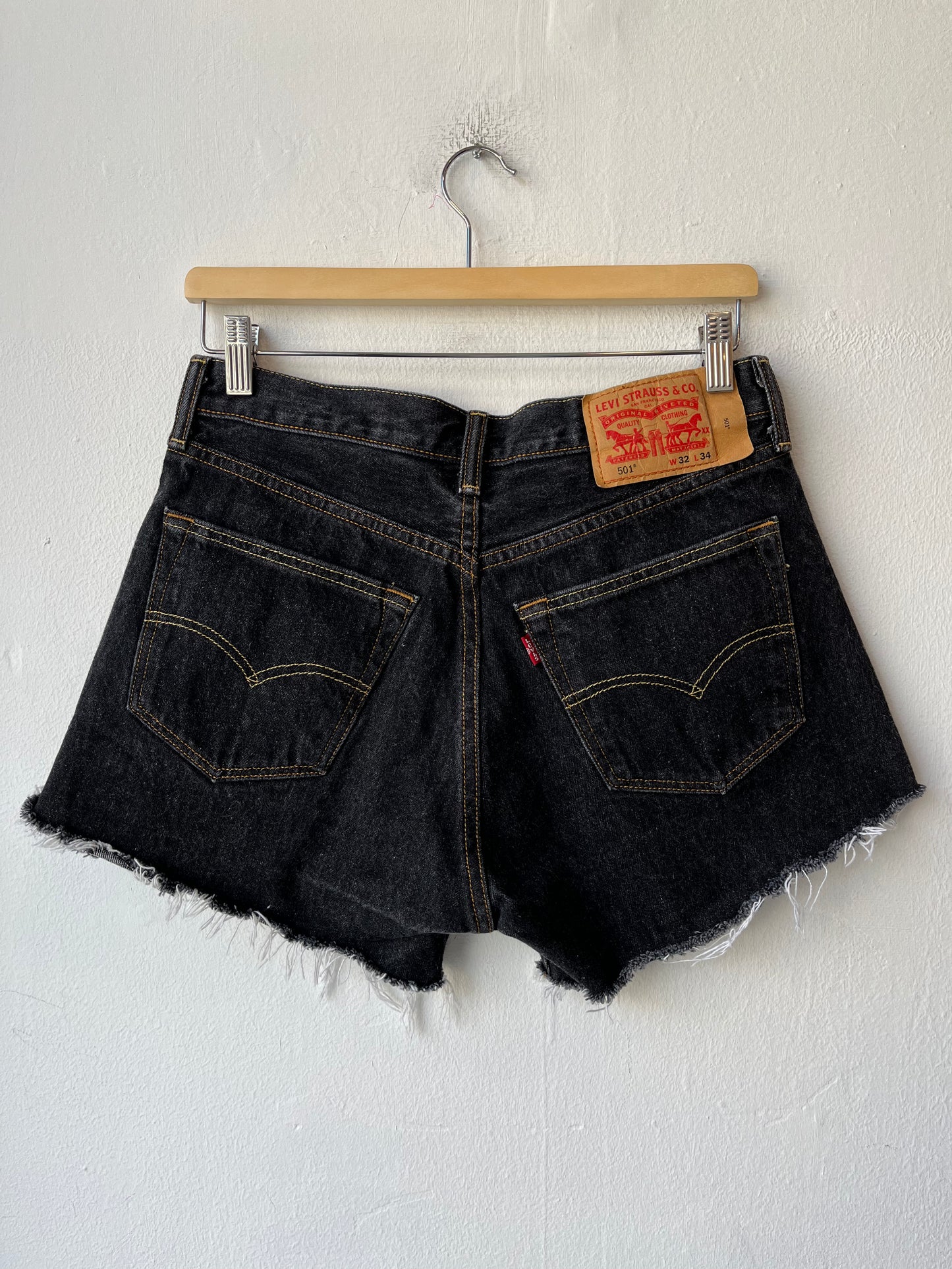 Y2K Levi's Black Cutoff Shorts 30"