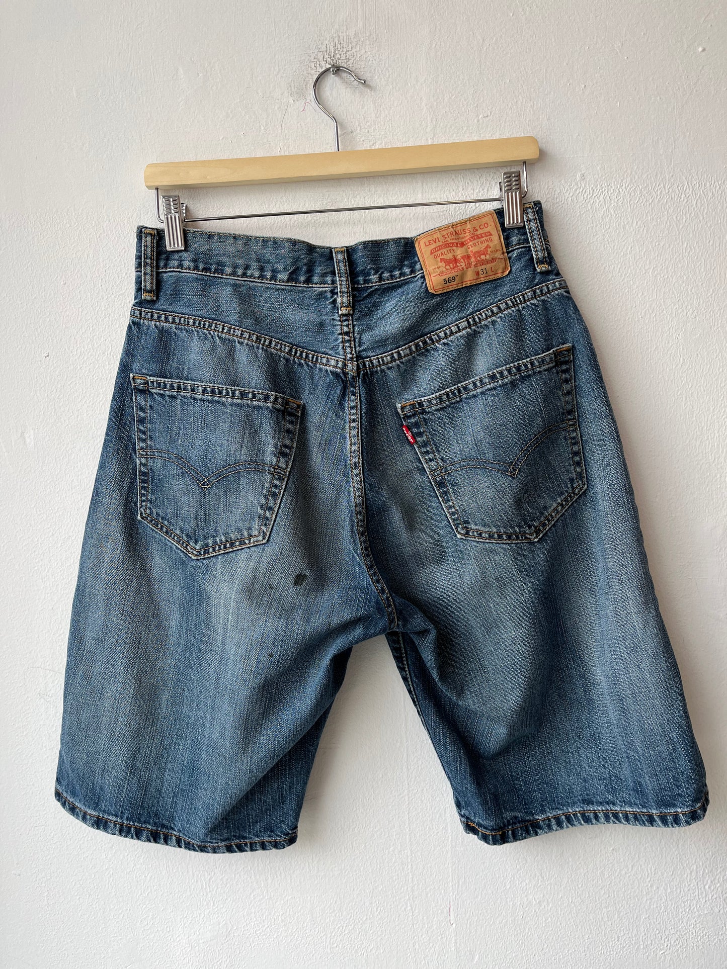 Y2K Levi's 569 Shorts 30"
