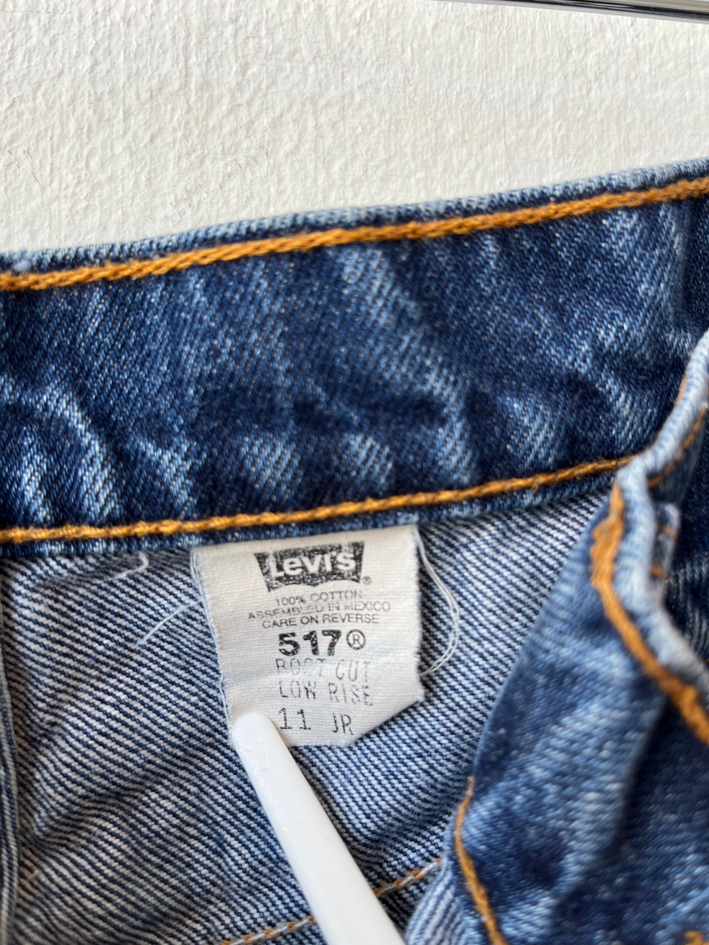 90's Levi's 517 30"