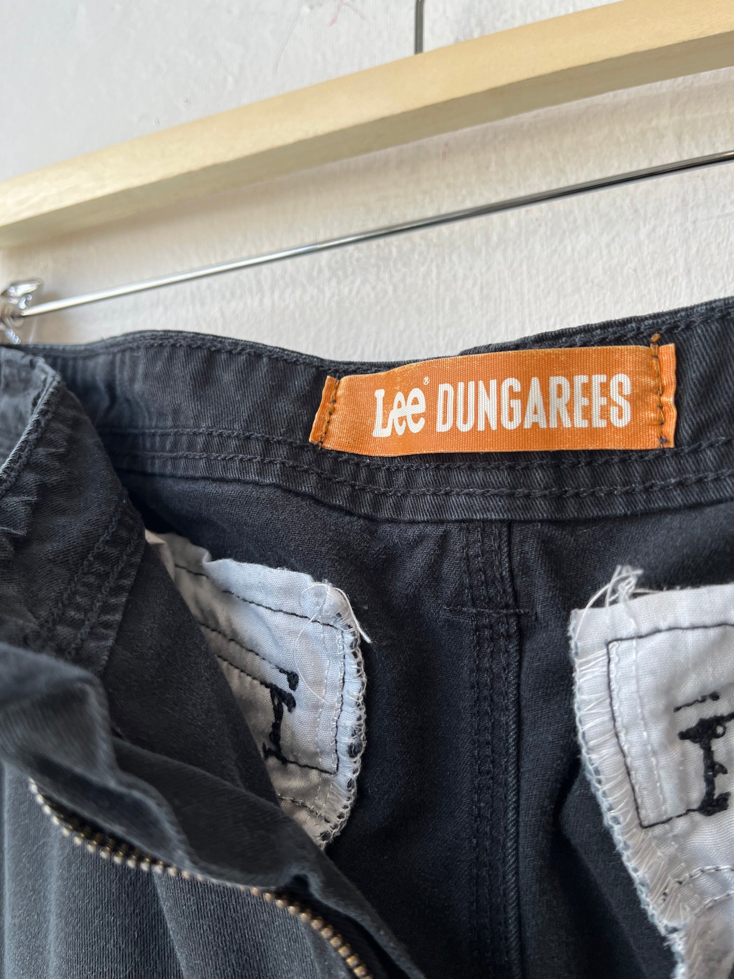 Y2K Lee Black Cargo Shorts 36"