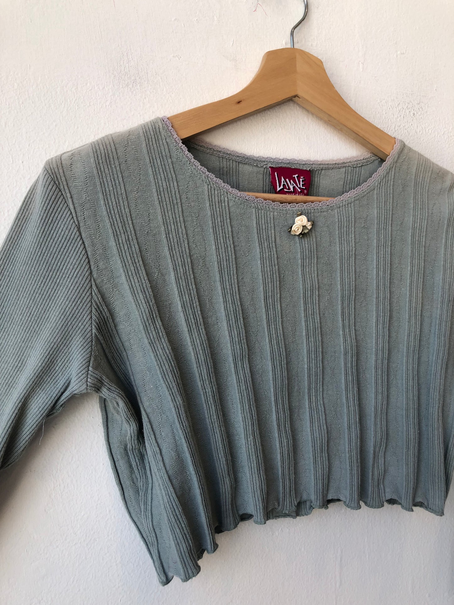 90's Long Sleeve Cropped Top