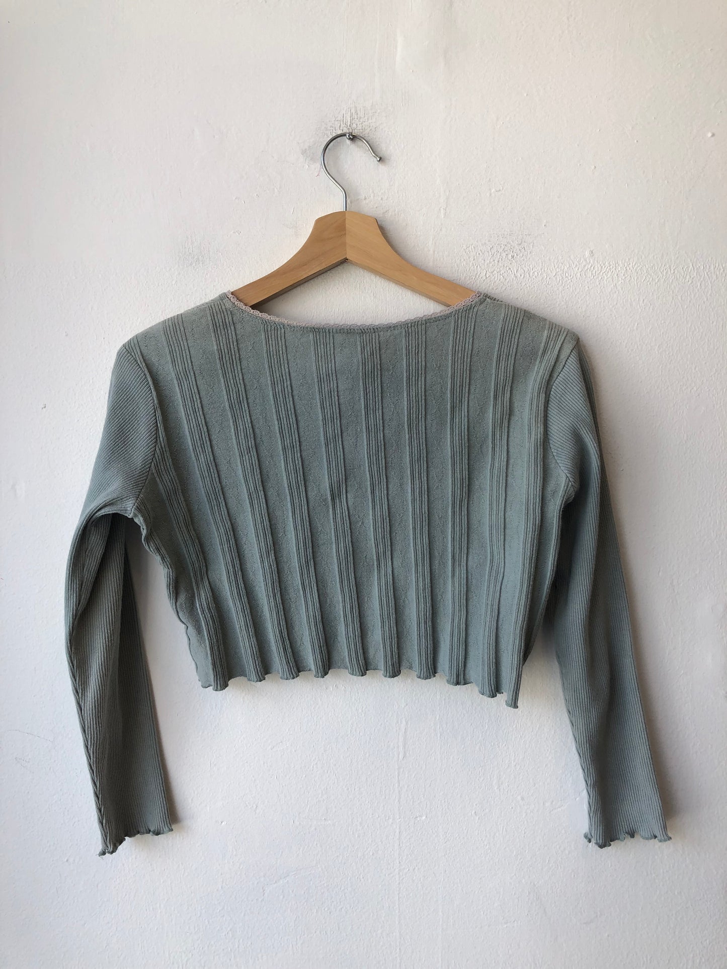 90's Long Sleeve Cropped Top