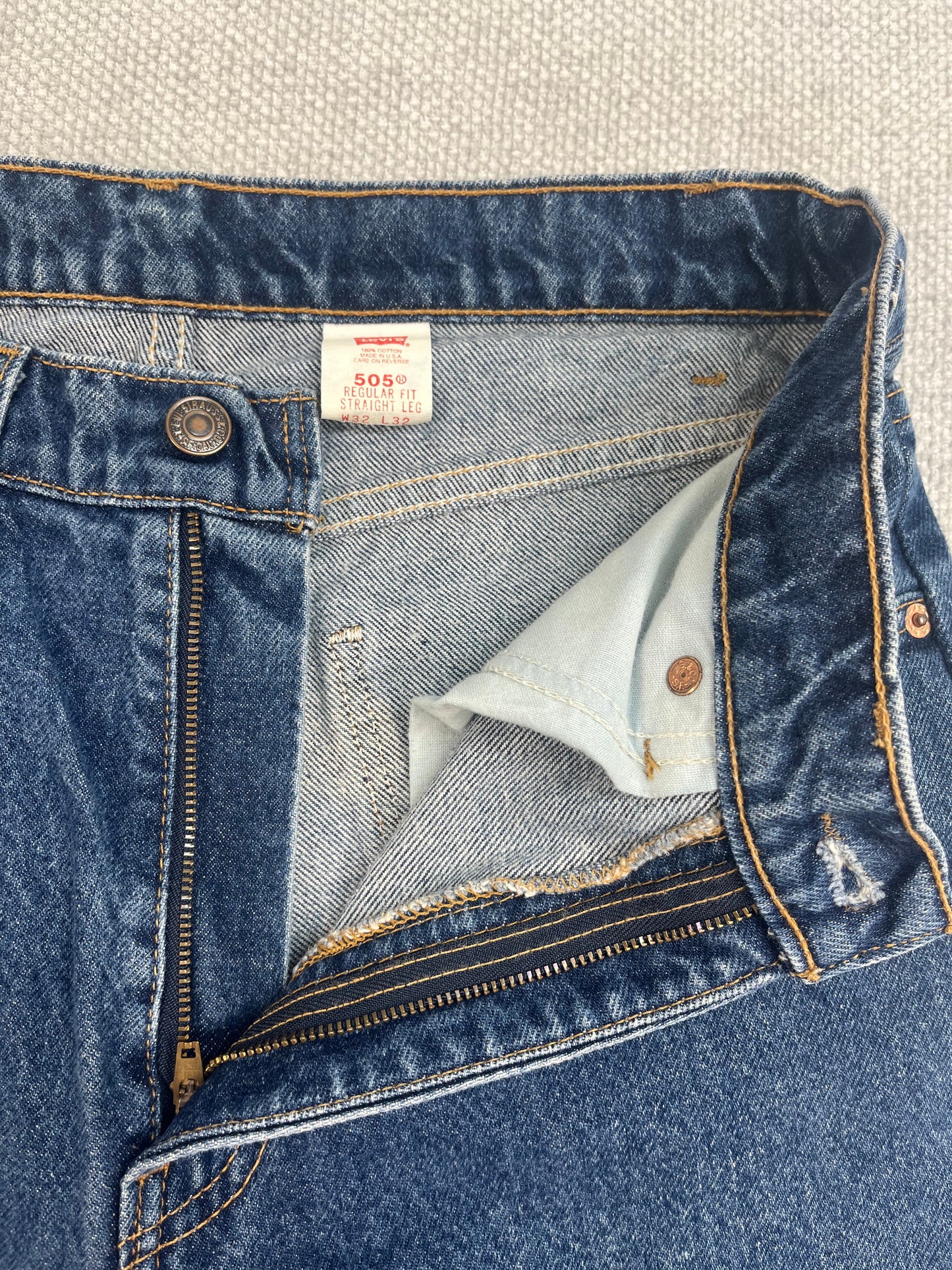 90’s Levi’s 505 Jeans 30”