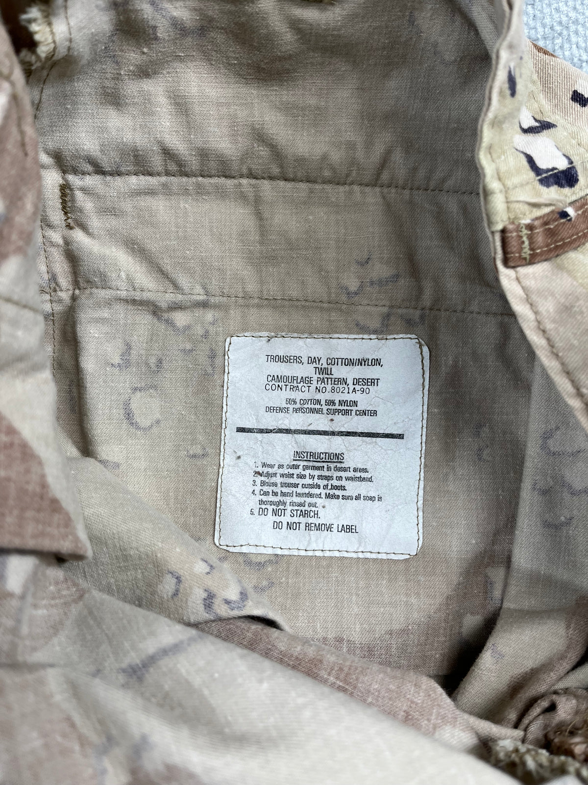 Y2K Desert Chip Camo Pants 26-29"