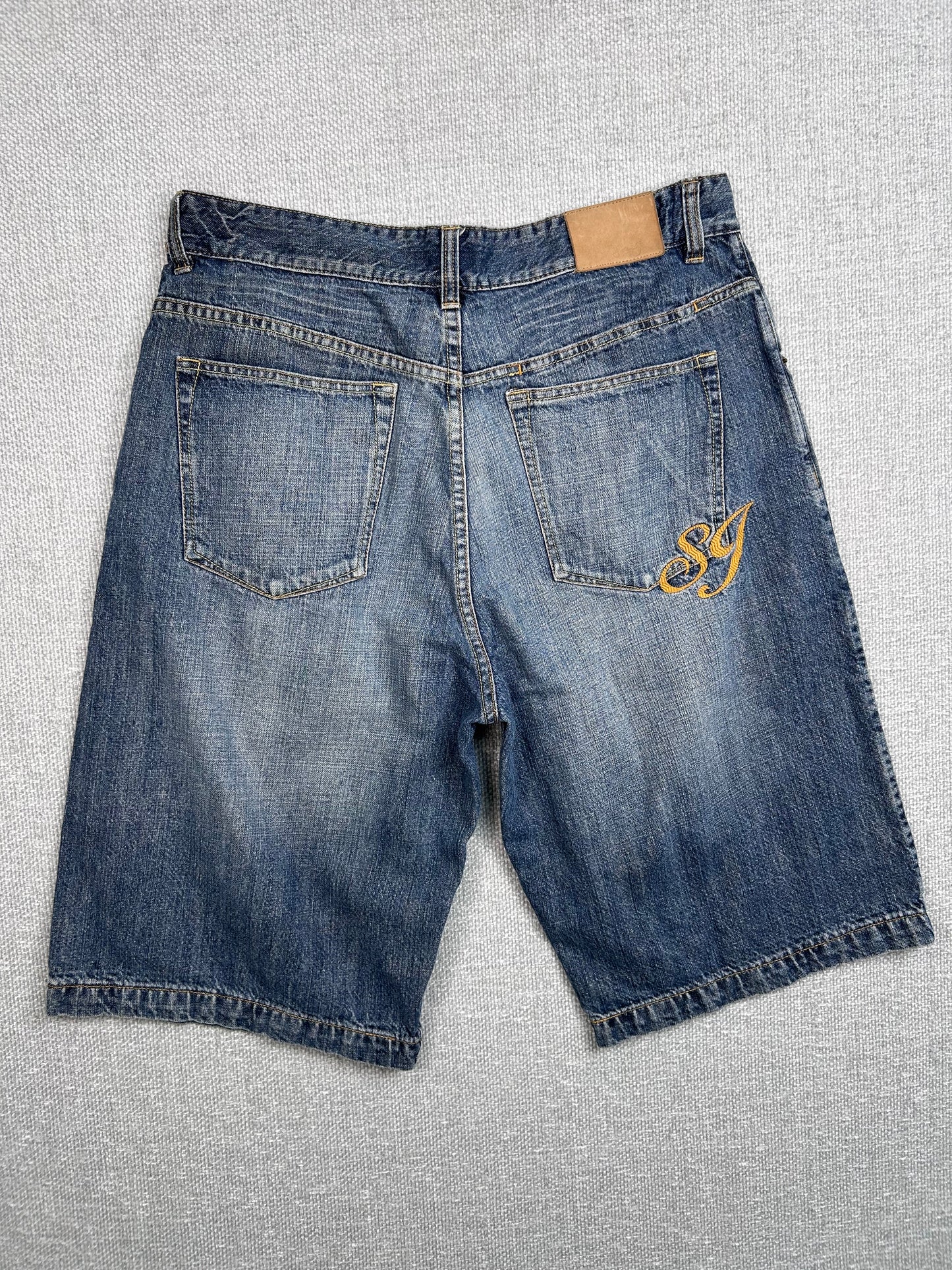 Y2K Baggy Denim Shorts 35”