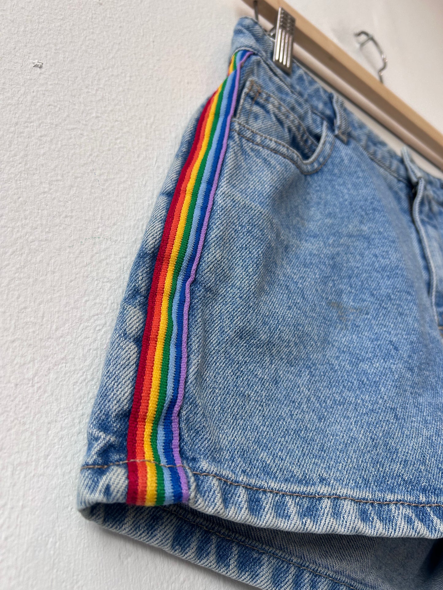 90's Rainbow Stripe Denim Shorts 27"