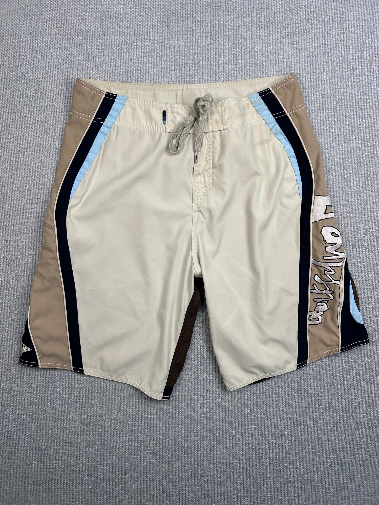 Y2K Tan Quiksilver Board Shorts 32”