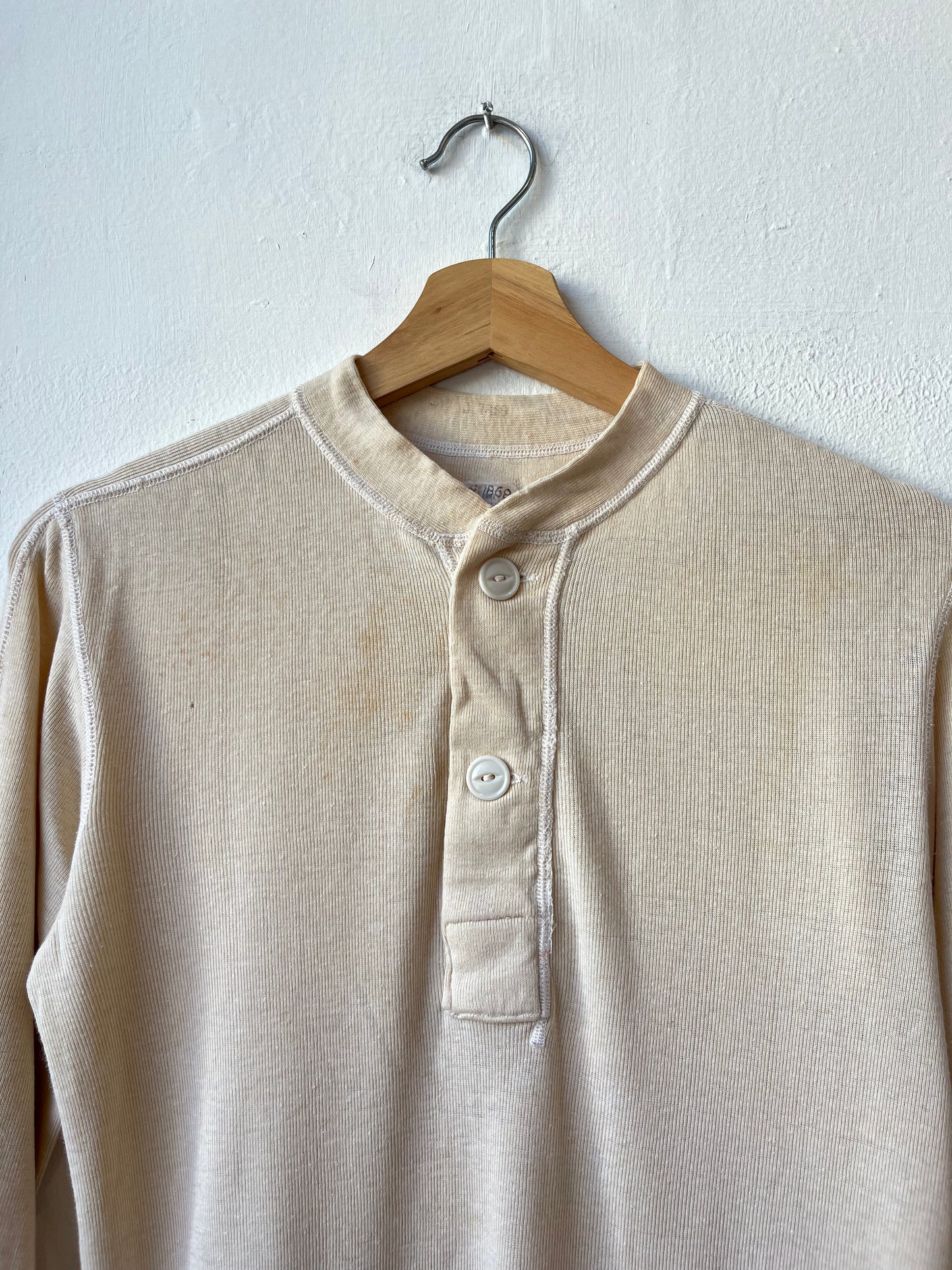 80’s Cream Henley Thermal