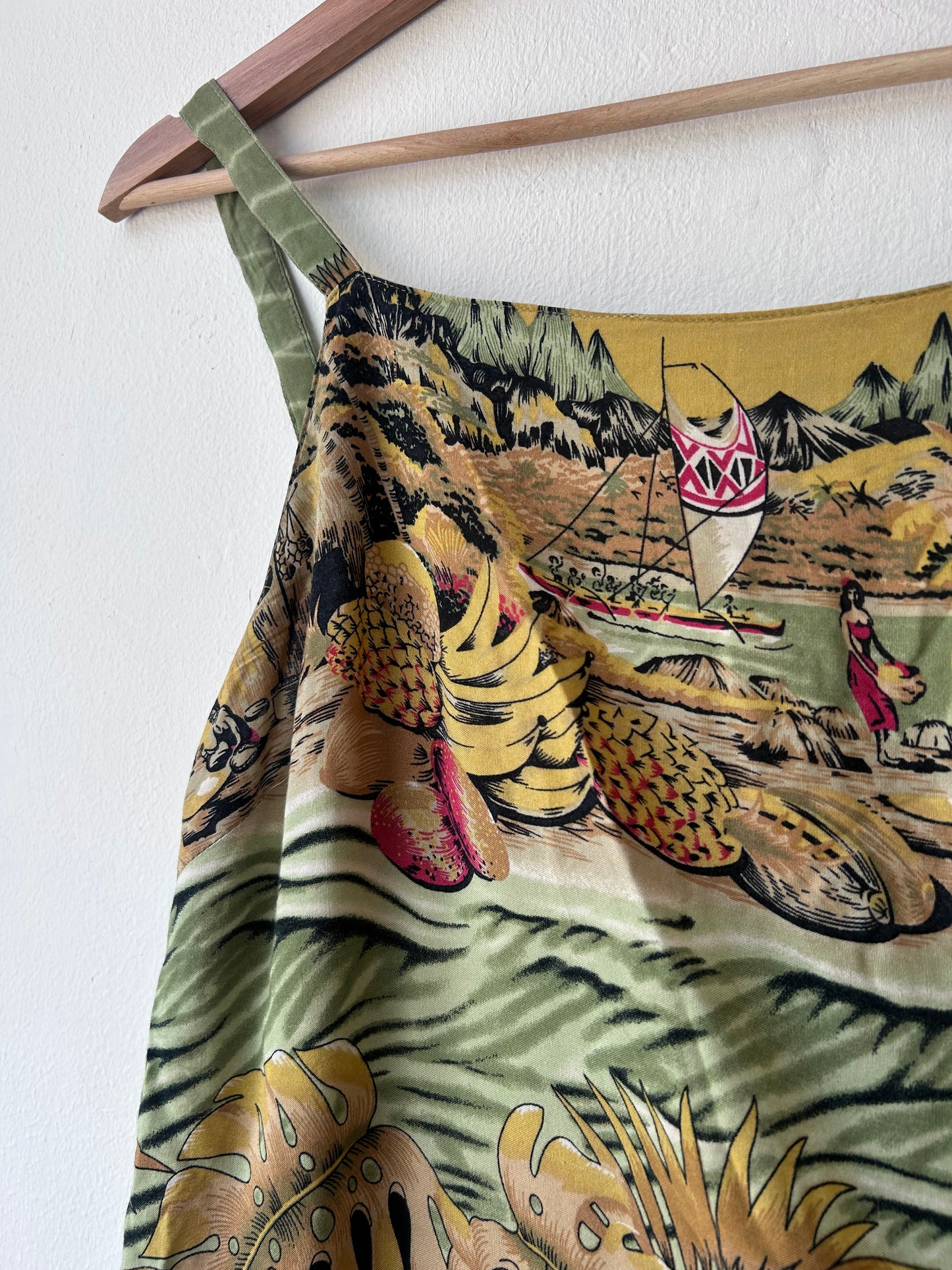90’s Island Tank Top
