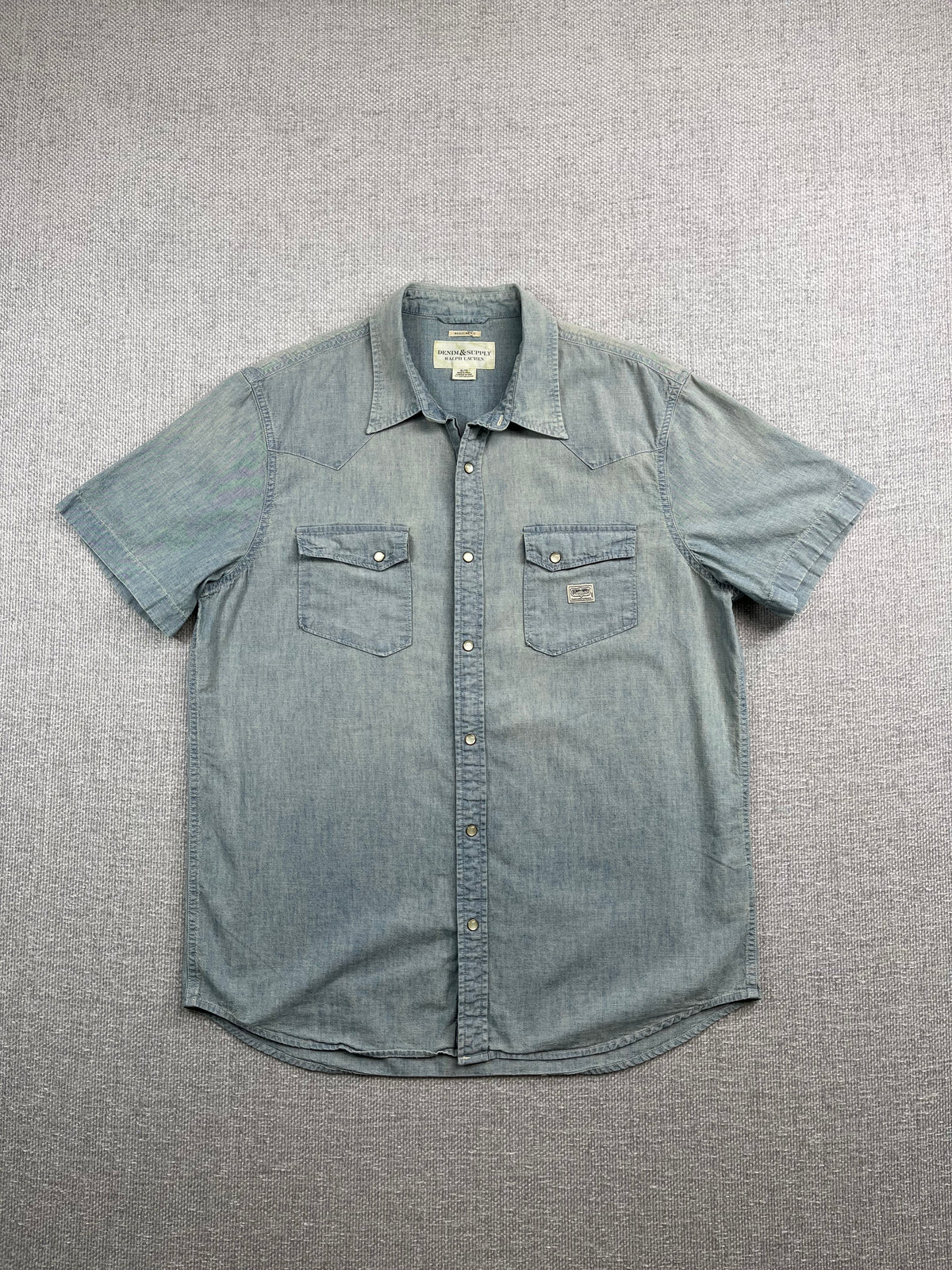 Y2K Pearl Snap Short Sleeve Shirt