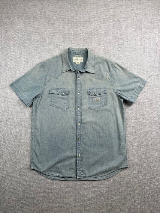 Y2K Pearl Snap Short Sleeve Shirt