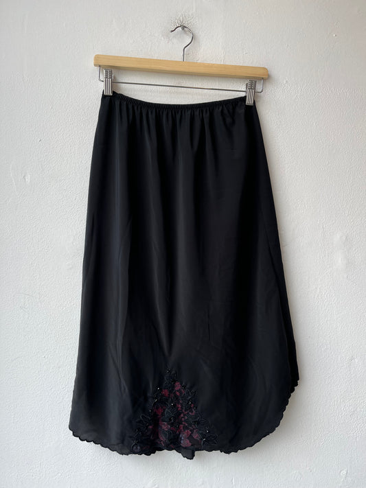 90's Black Lace Slip Skirt 24-29"