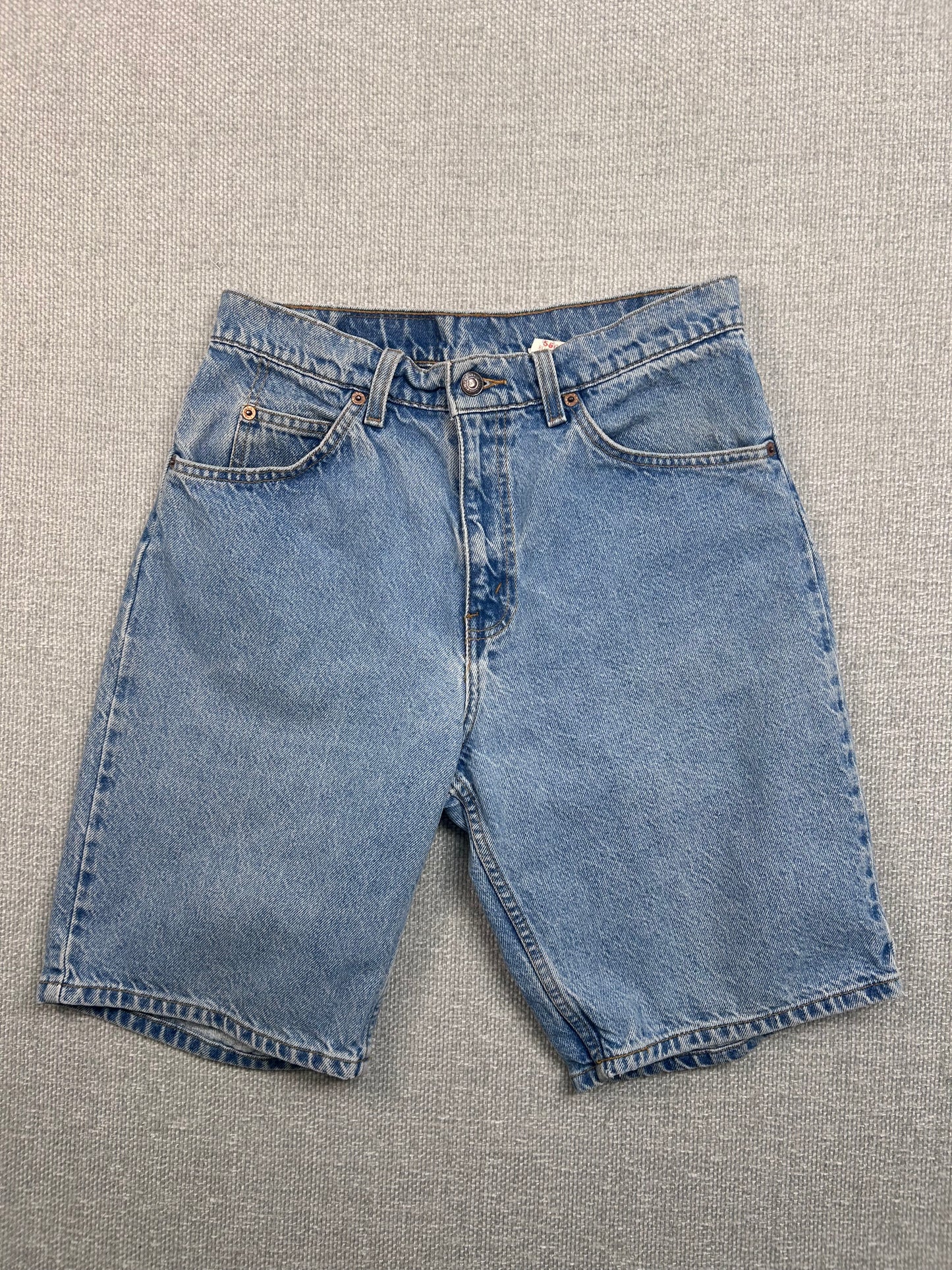 90’s Levi’s 550 Shorts 28”