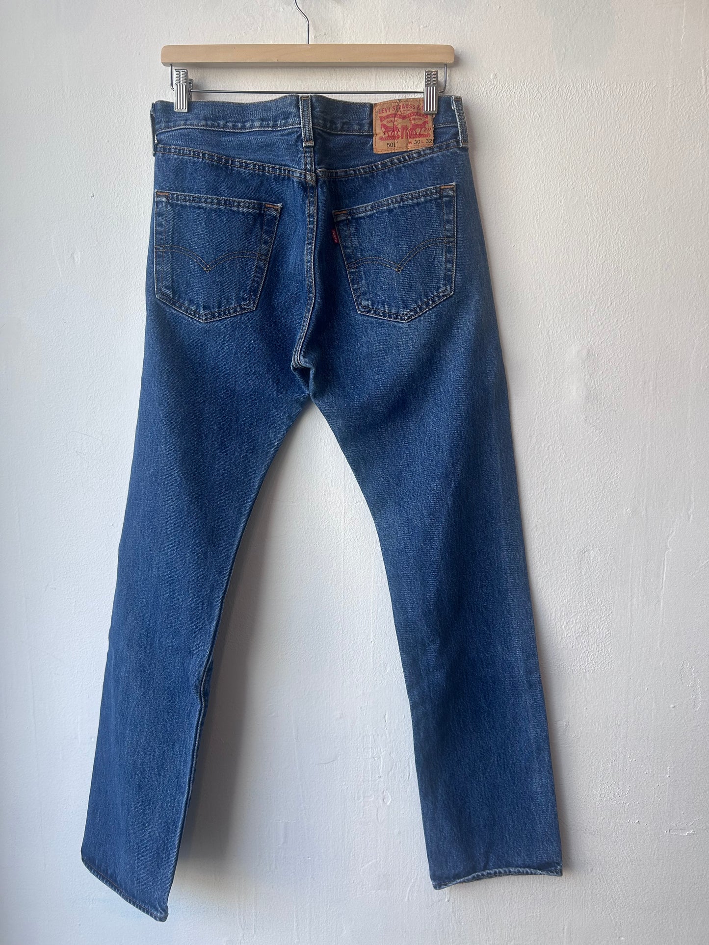 Y2K Levi’s 501 Jeans 30”