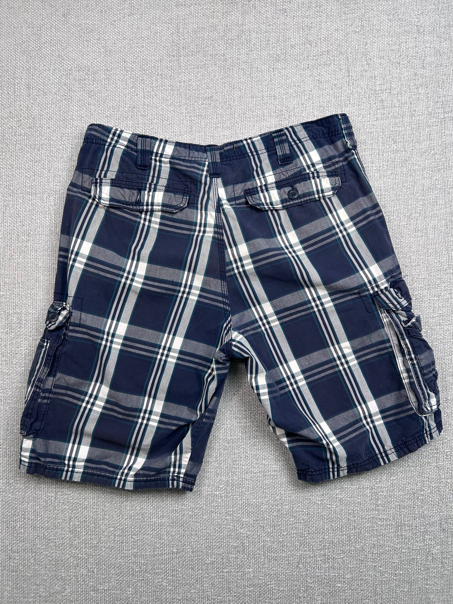 Y2K Plaid Baggy Shorts 34”
