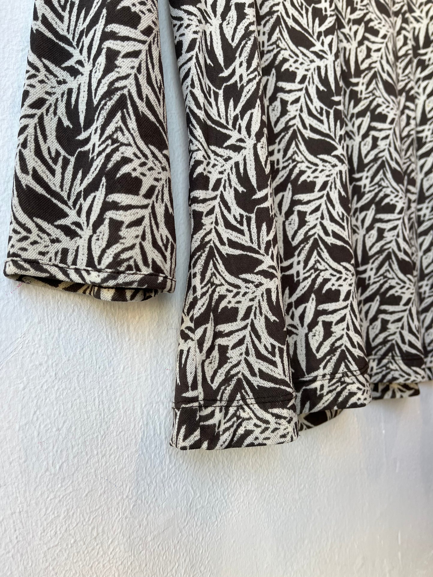 Y2K Pattern Mesh Long Sleeve Shirt