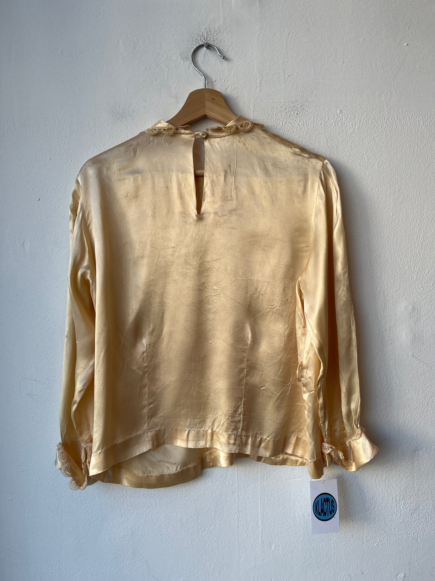 50's Satin Collared Blouse