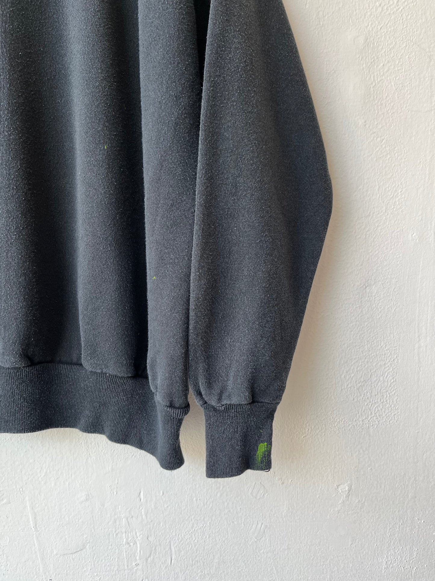 90's Black Raglan Sweatshirt
