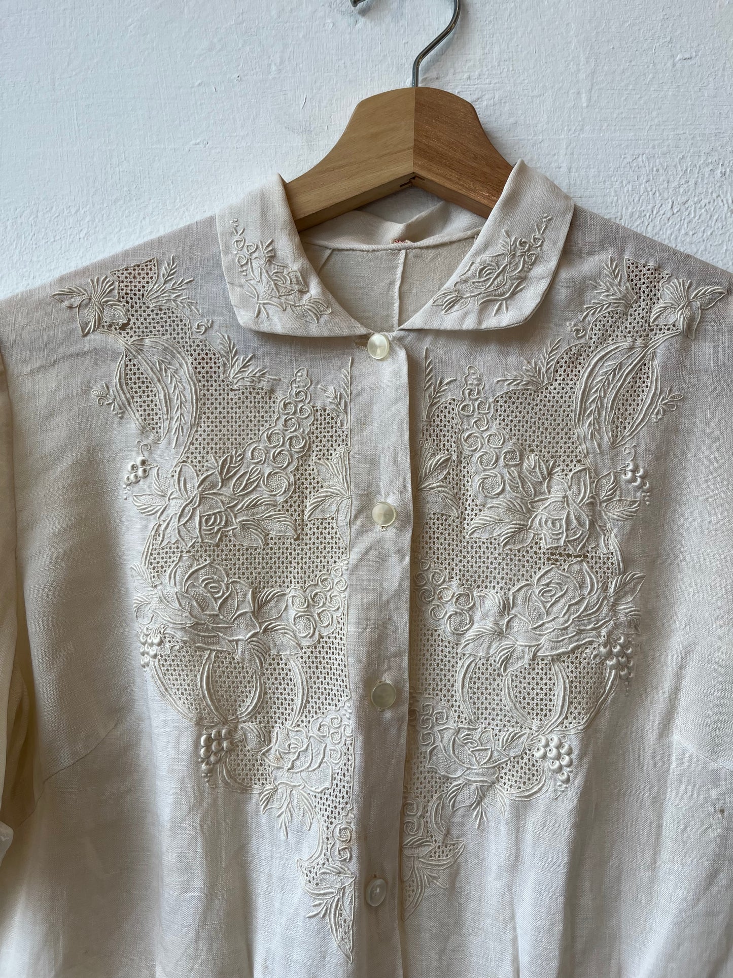 70's Cream Floral Button Down