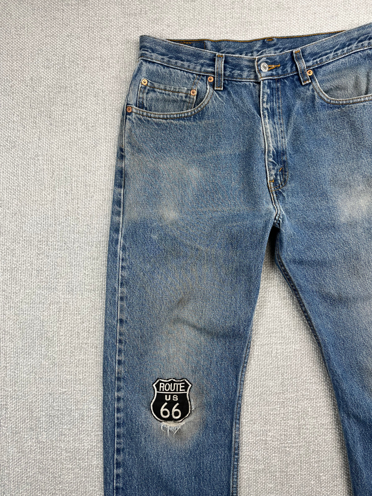 Y2K Levi's 505 Jeans 32"