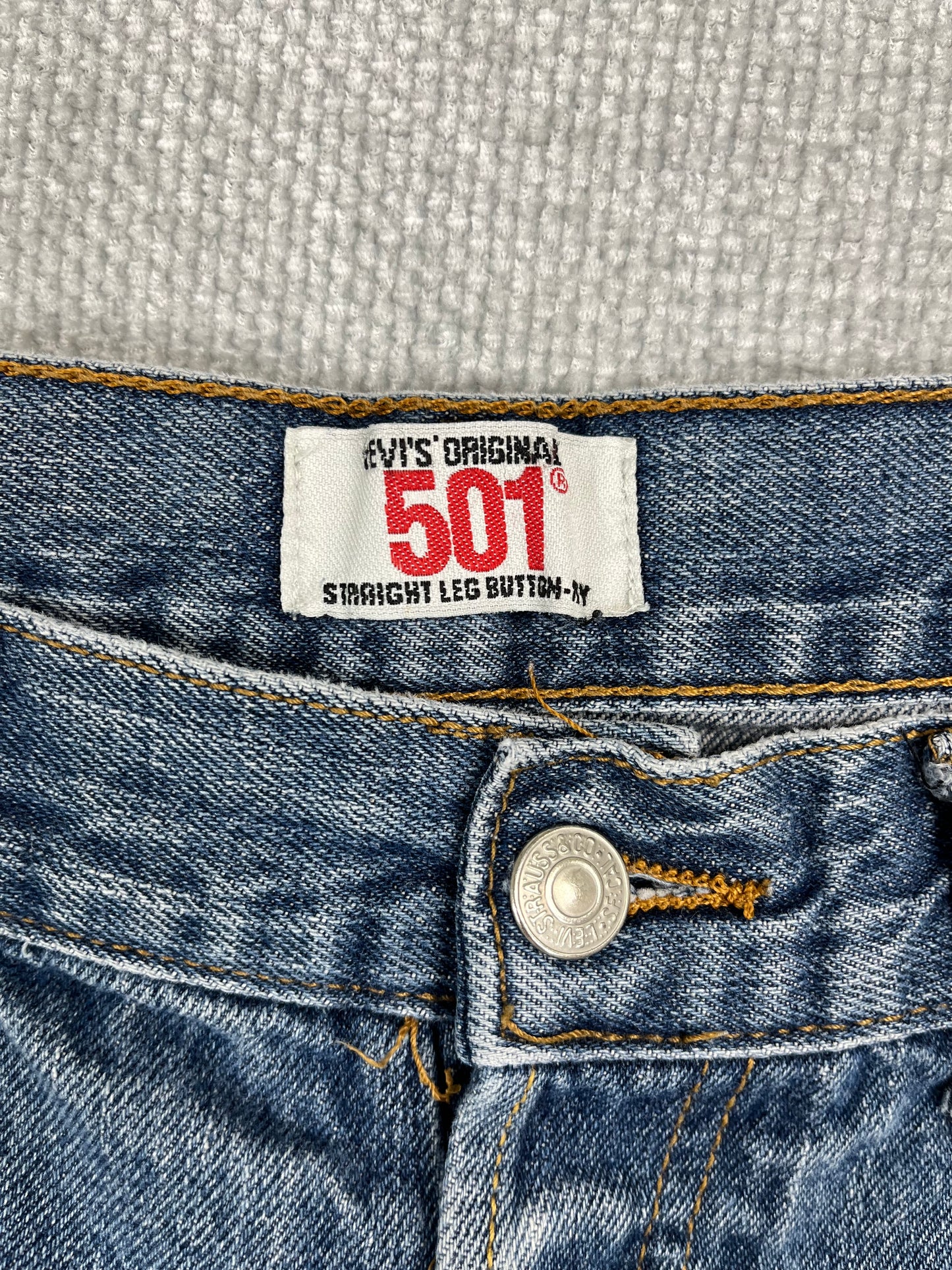 Y2K Levi's 501 Jeans 38"