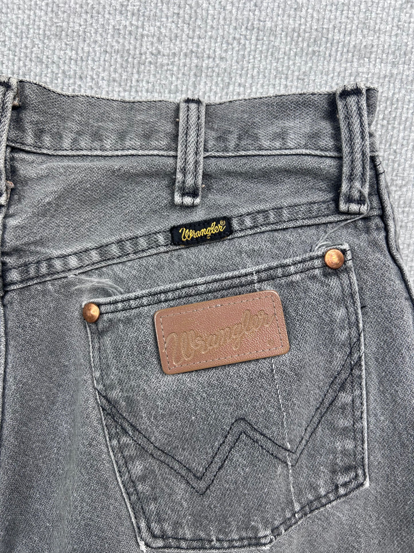 90's Faded Gray Wrangler Jeans 28"