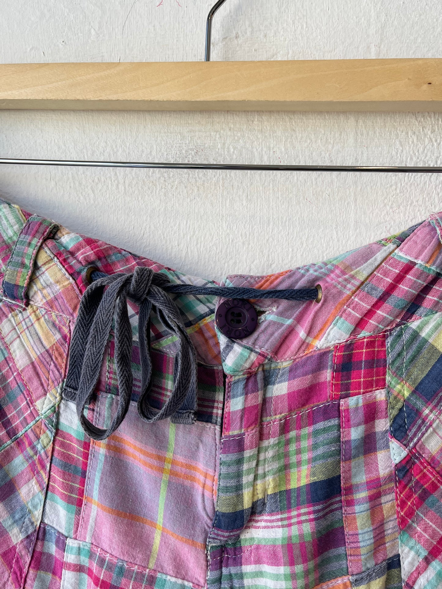 Y2K Plaid Shorts 28-34"