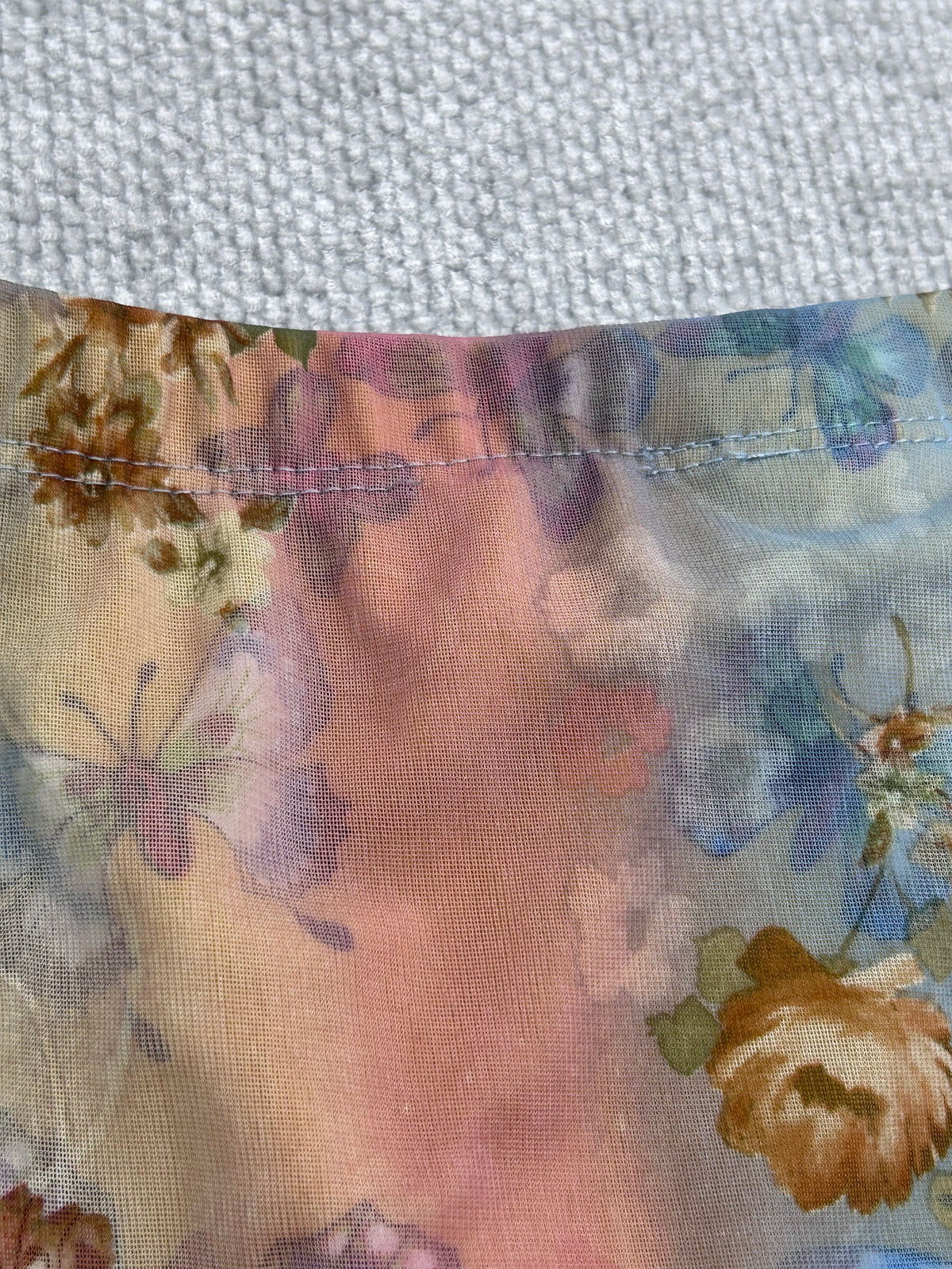 90's Mesh Floral Skirt 22-26"