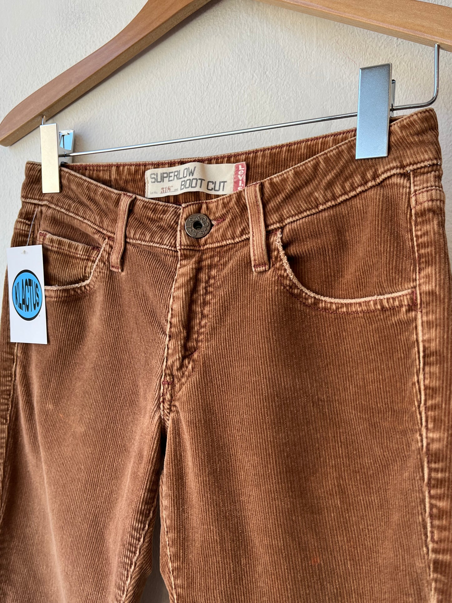 Y2K Levi's Low Rise Corduroy Pants 28"