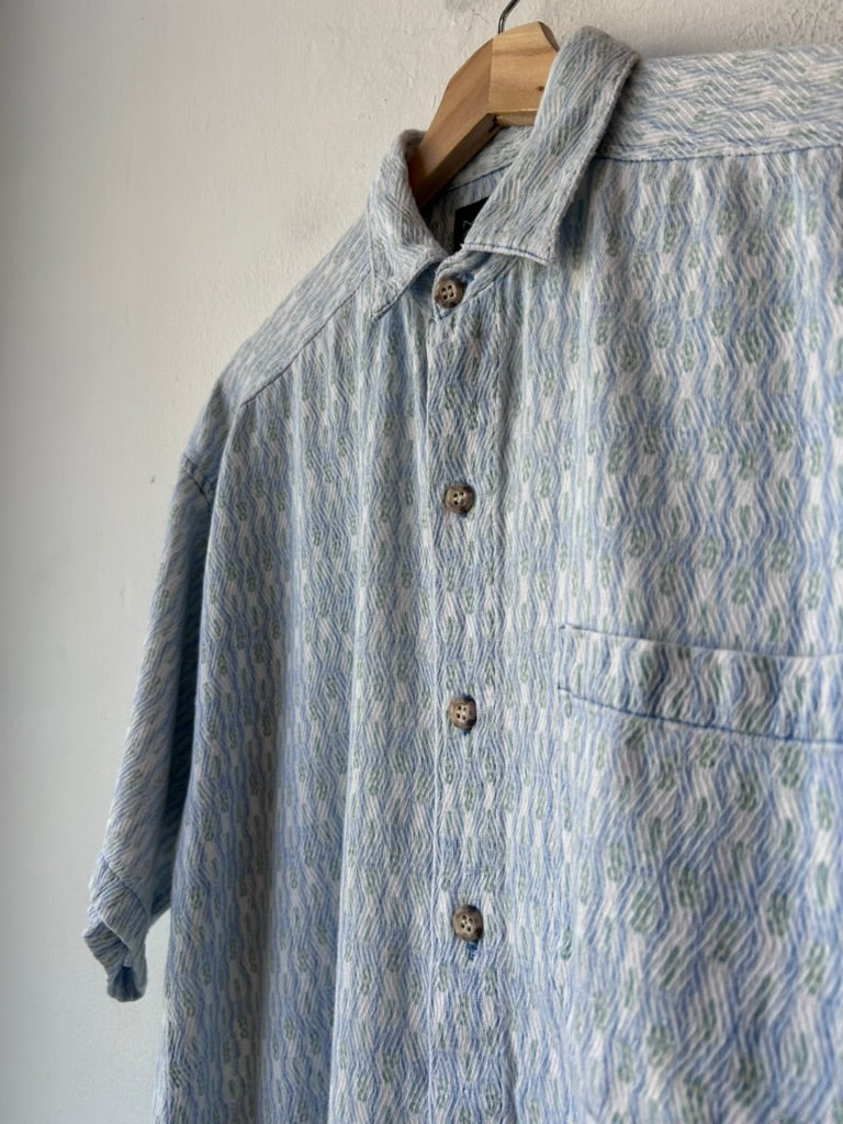 90's Textured Pattern Button Up Shirt