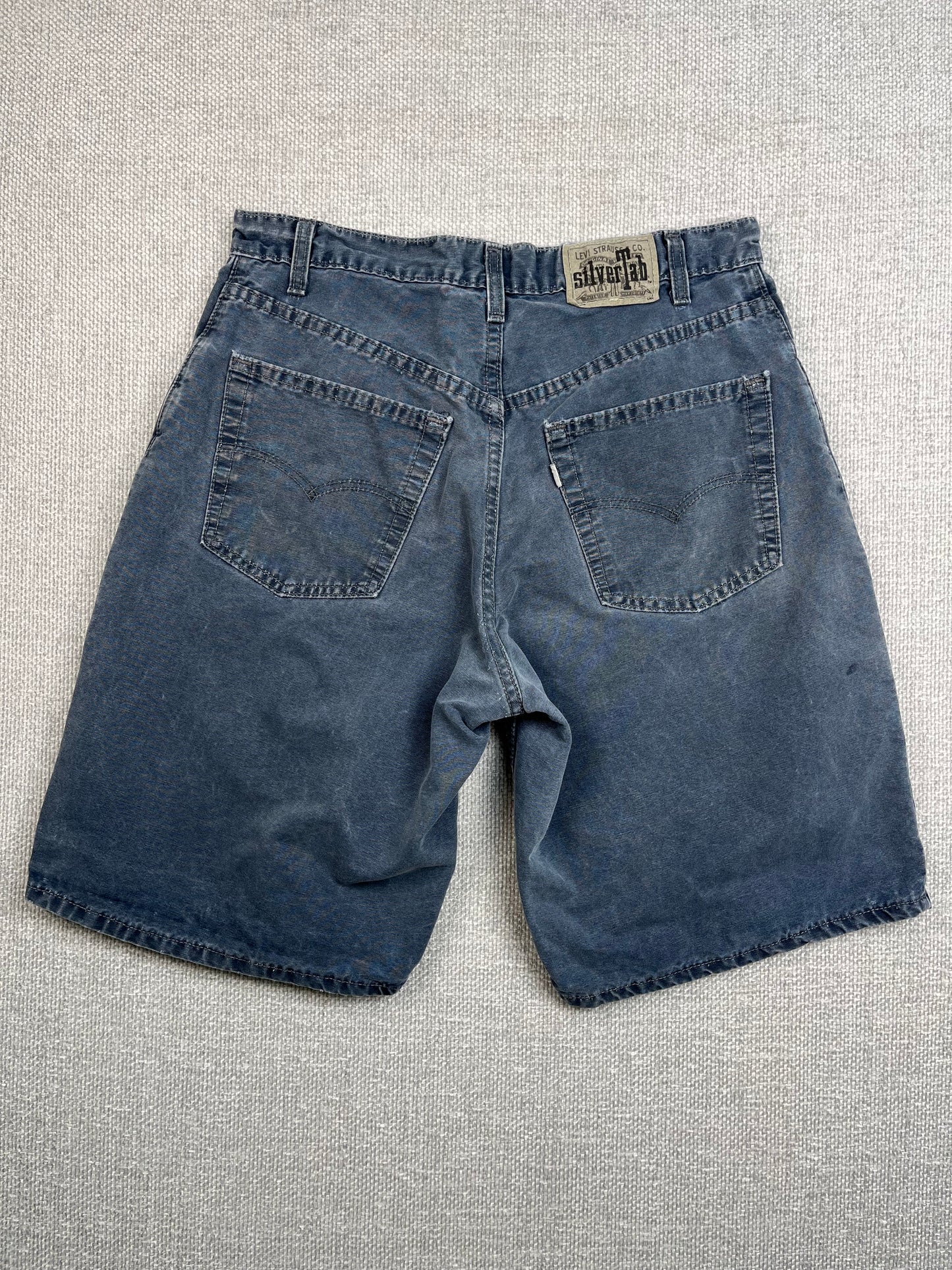 90's Levi's Silver Tab Baggy Shorts 31"