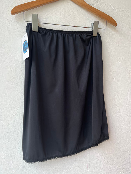 90's Black Slip Skirt 22- 25"